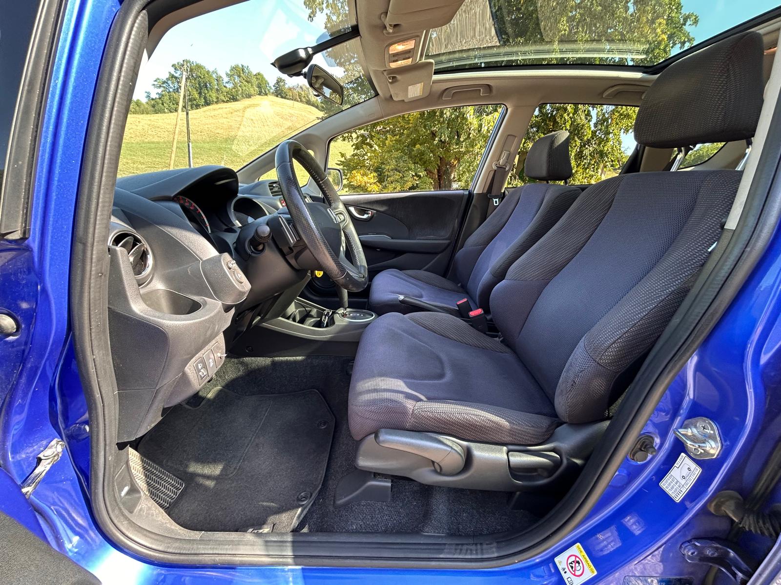 HONDA Jazz 1.4i Comfort i-Shift-image-13