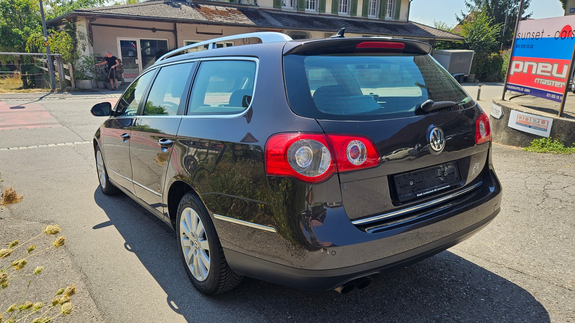 VW Passat Variant 1.8 TSI Value-image-5