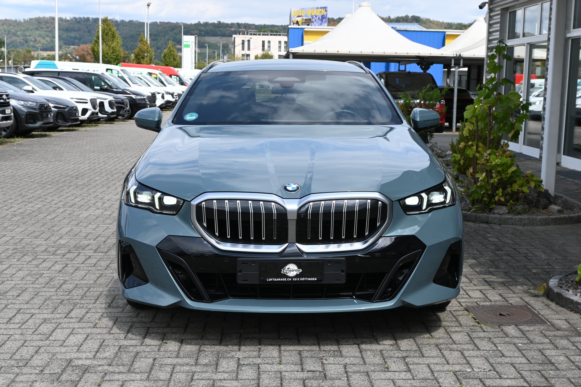 BMW 540d xDrive 48V Touring M Sport Steptronic + AHK 2000kg-image-2