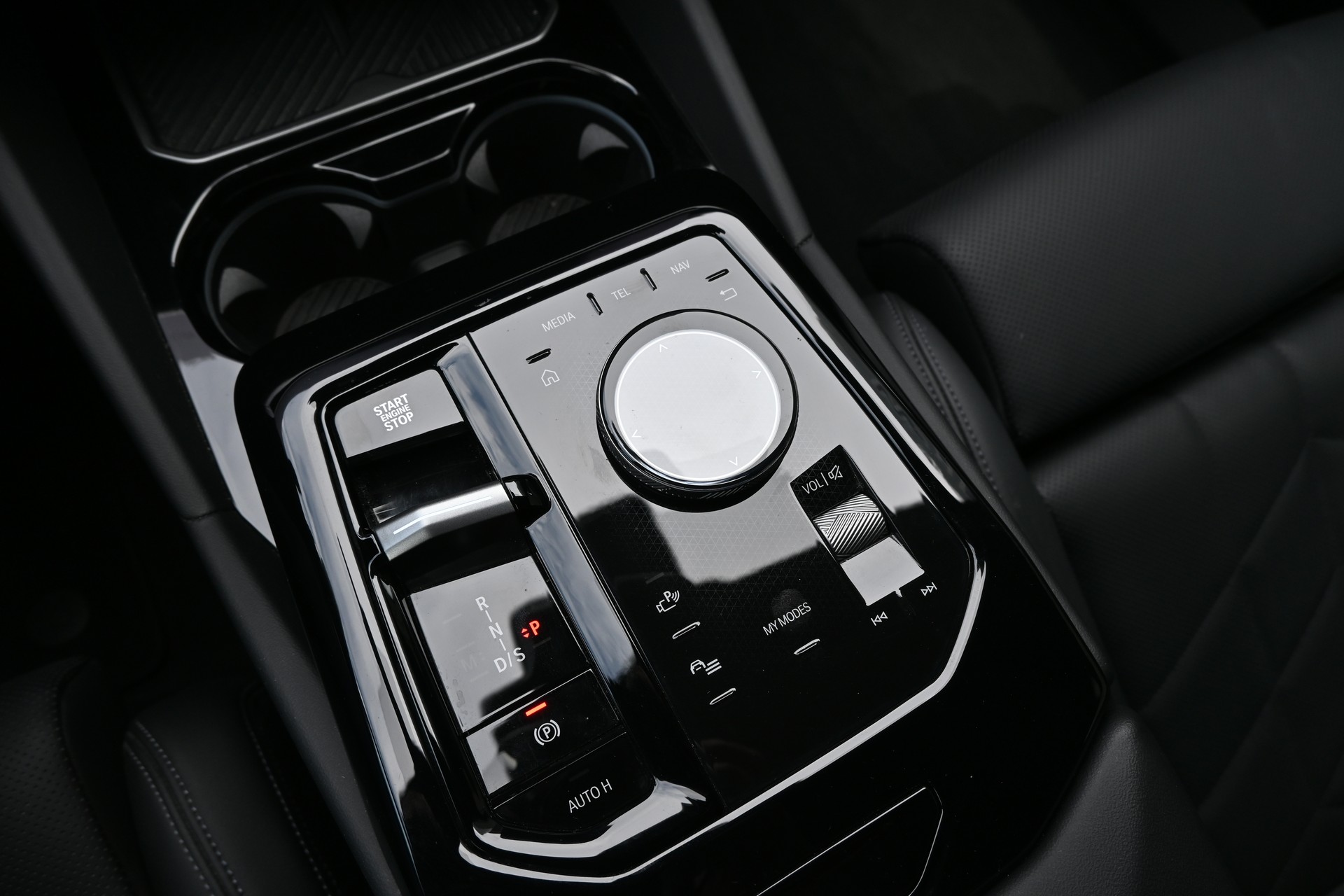 BMW 540d xDrive 48V Touring M Sport Steptronic + AHK 2000kg-image-15