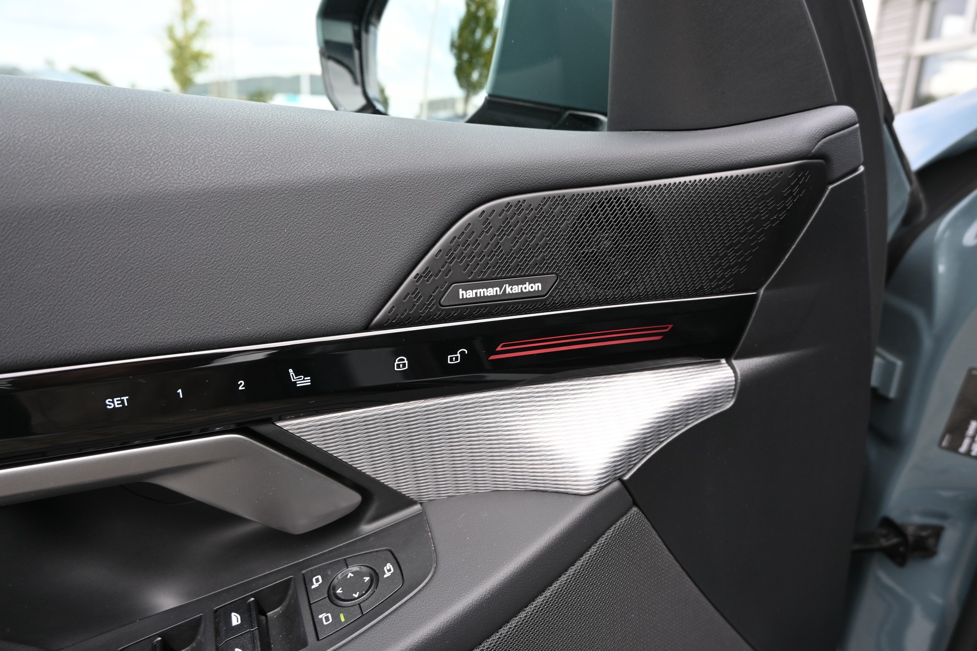 BMW 540d xDrive 48V Touring M Sport Steptronic + AHK 2000kg-image-16