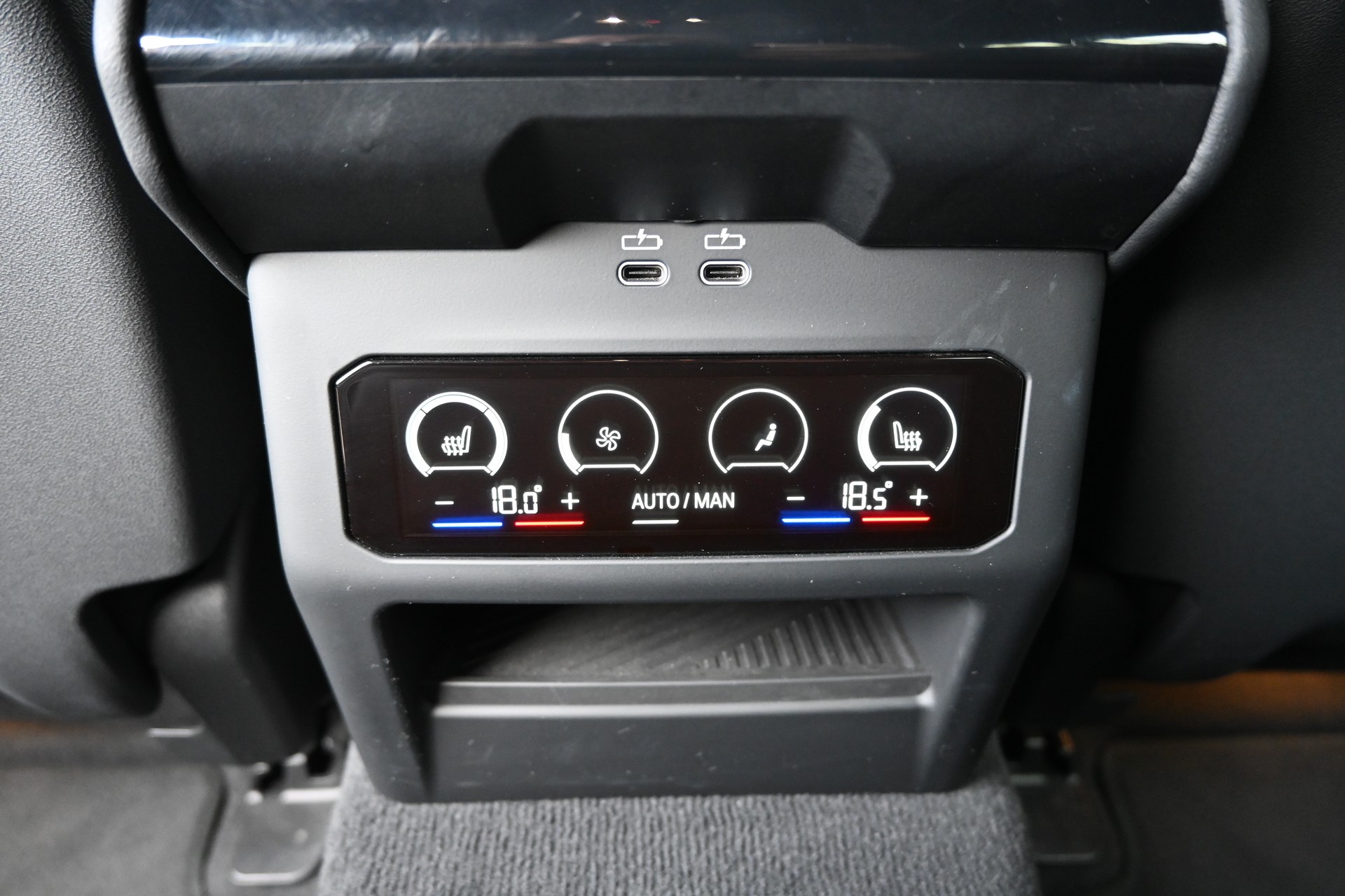 BMW 540d xDrive 48V Touring M Sport Steptronic + AHK 2000kg-image-17
