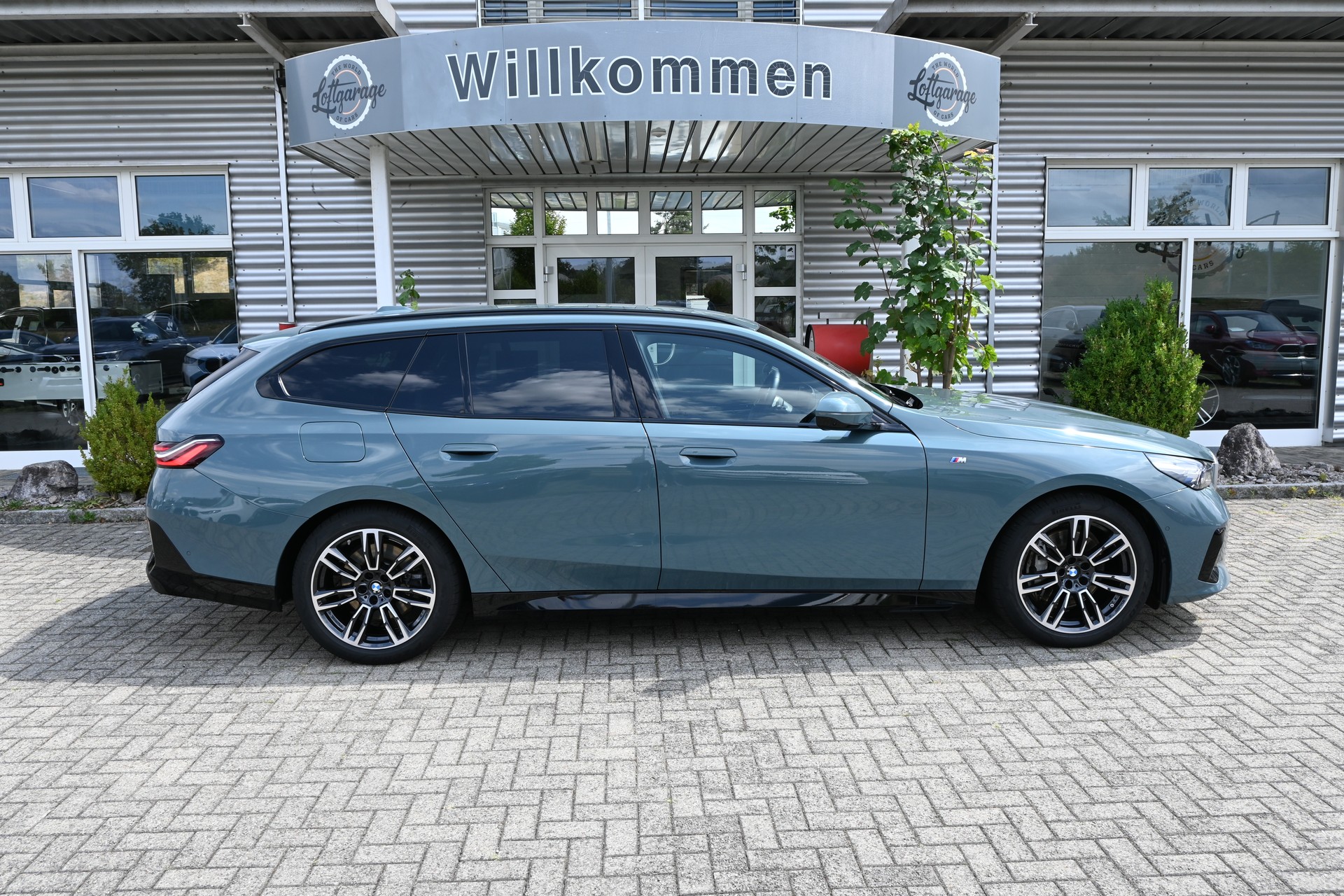 BMW 540d xDrive 48V Touring M Sport Steptronic + AHK 2000kg-image-5