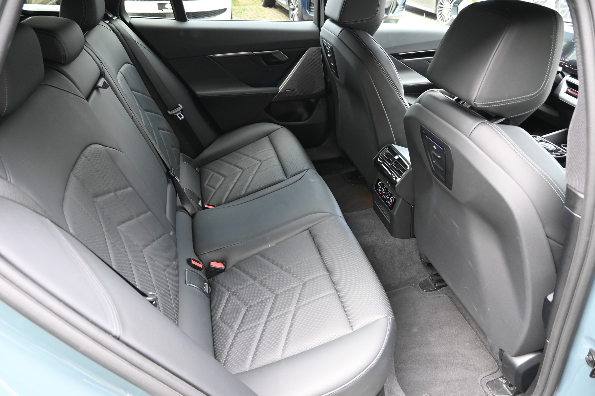 BMW 540d xDrive 48V Touring M Sport Steptronic + AHK 2000kg-image-13