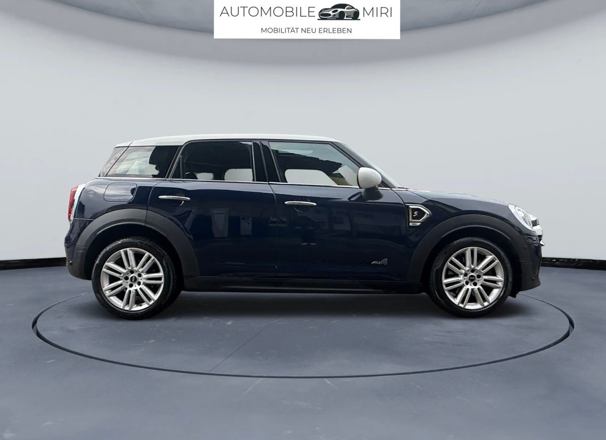 MINI Countryman Cooper S ALL4 Steptronic-image-2