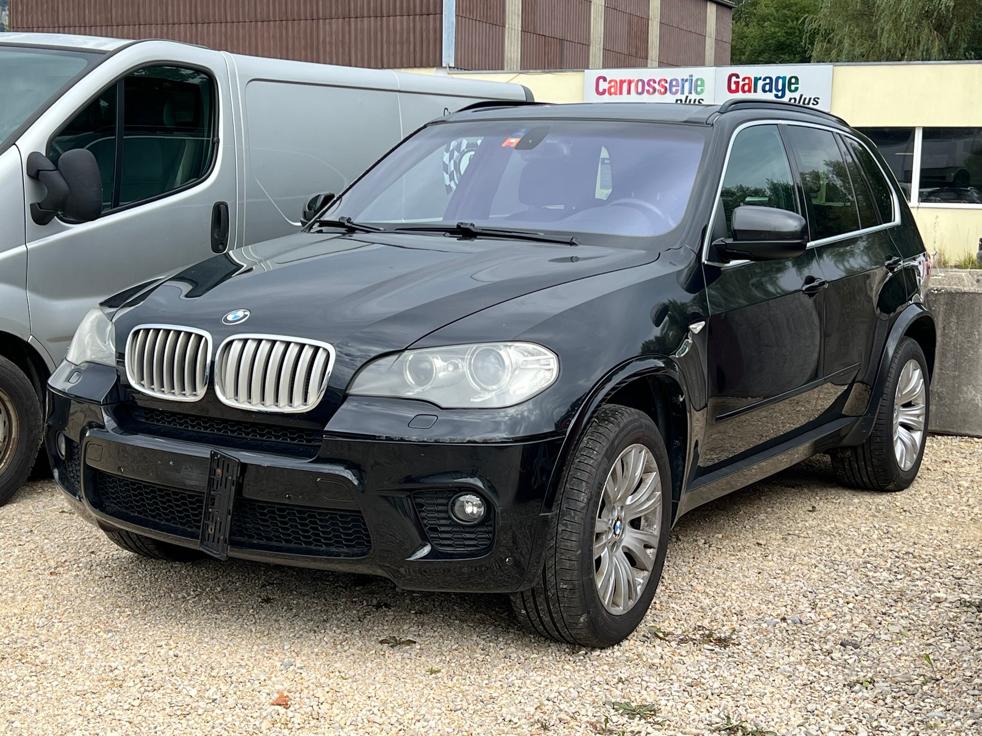 BMW X5 xDrive 40d Steptronic-image-2