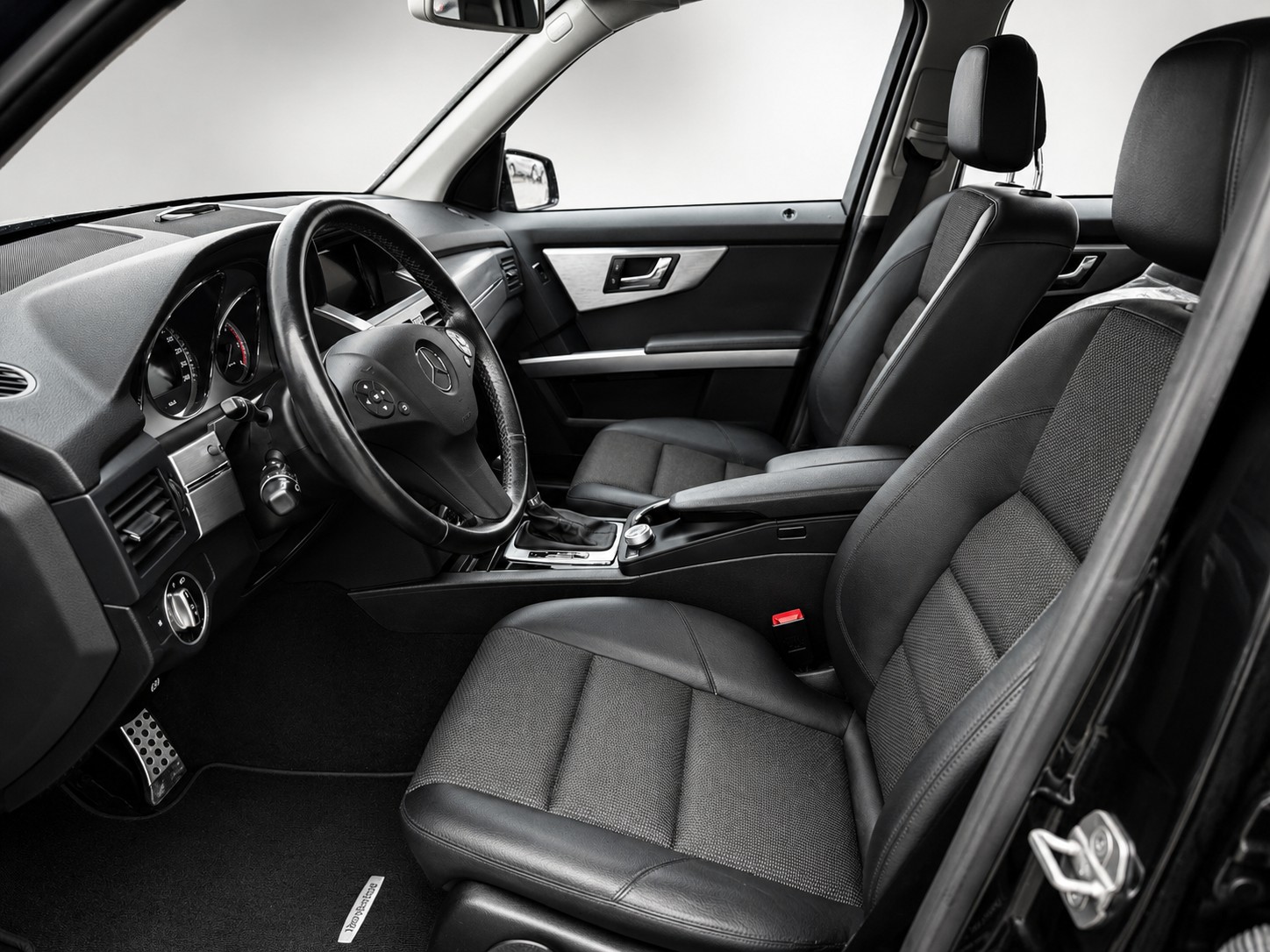 MERCEDES-BENZ GLK 250 CDI BlueEfficiency 4Matic 7G-Tronic-image-9