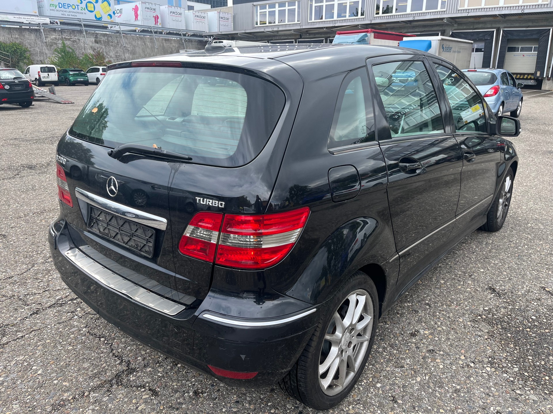 MERCEDES-BENZ B 200 T-image-2