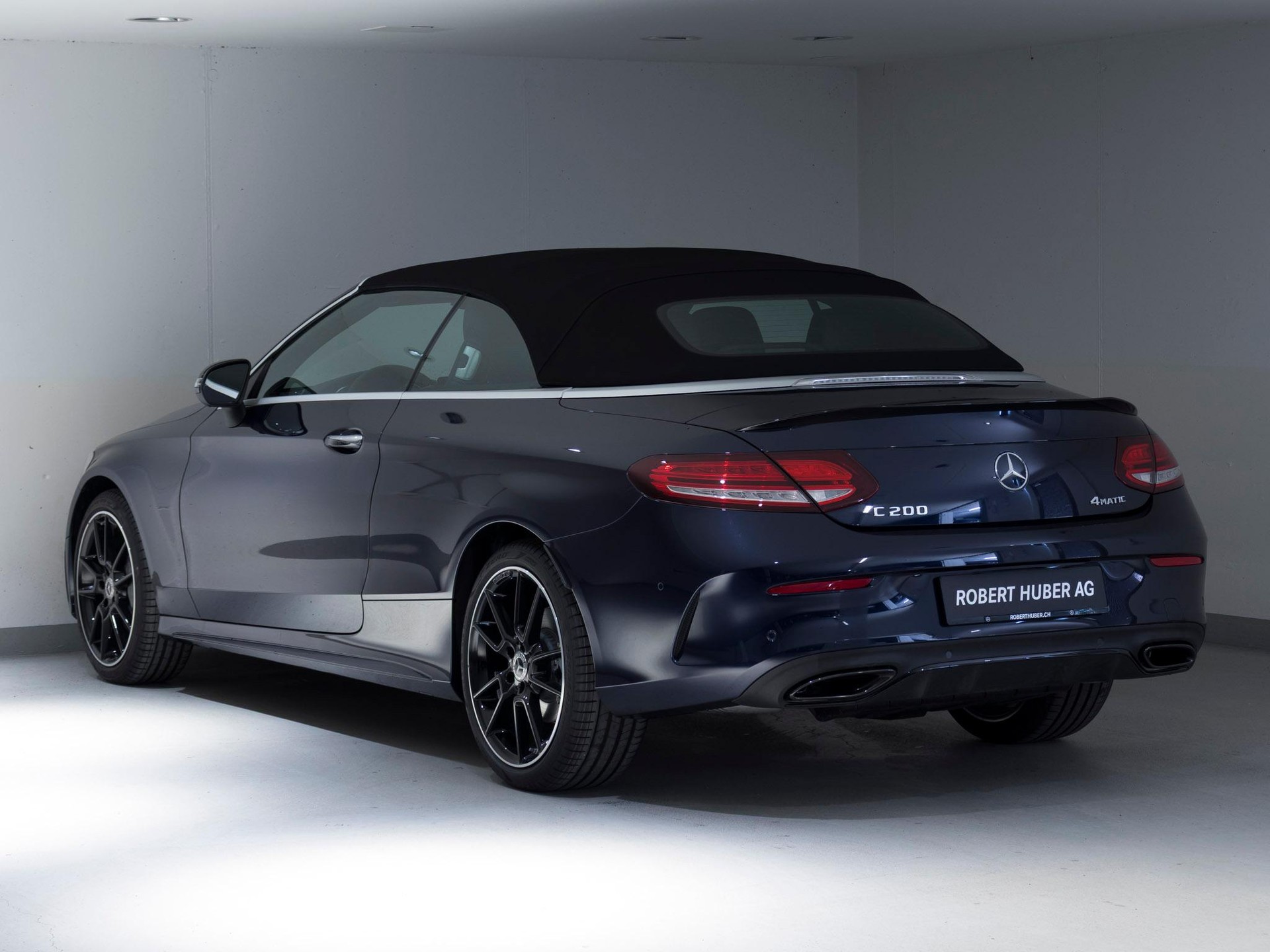 MERCEDES-BENZ C 200 4MATIC Cabriolet-image-4