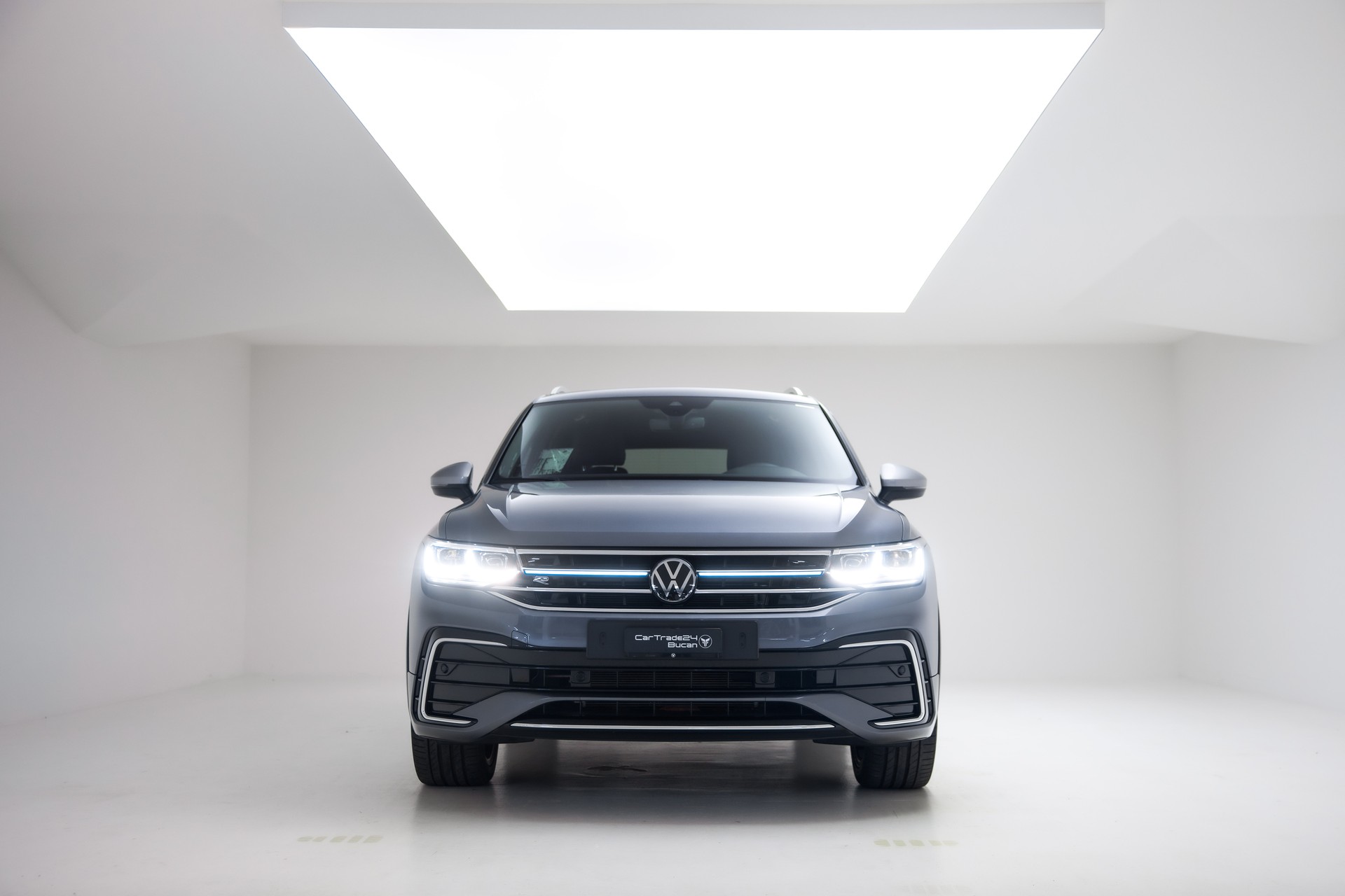 VW Tiguan Allspace 2.0 TDI SCR R-Line 4Motion DSG-image-4