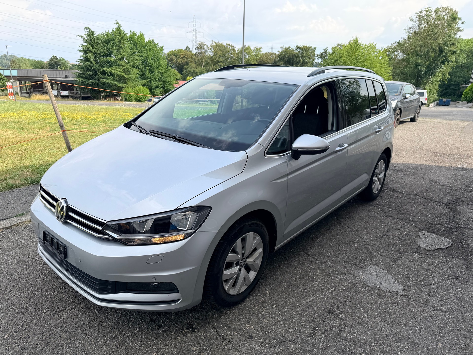 VW Touran 1.5 TSI EVO Comfortline DSG-image-4