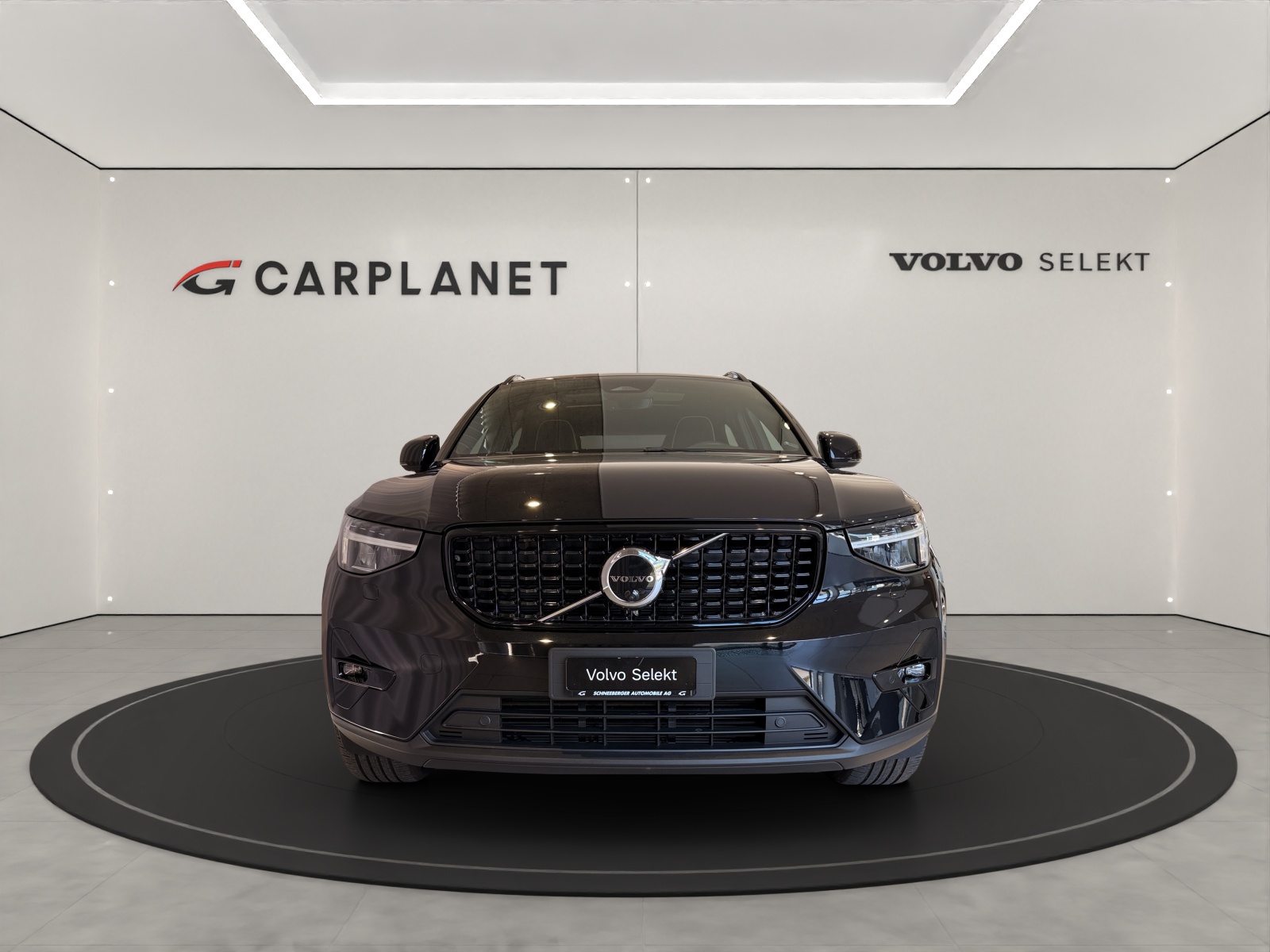 VOLVO XC40 2.0 B4 MH Ultimate Dark AWD-image-2