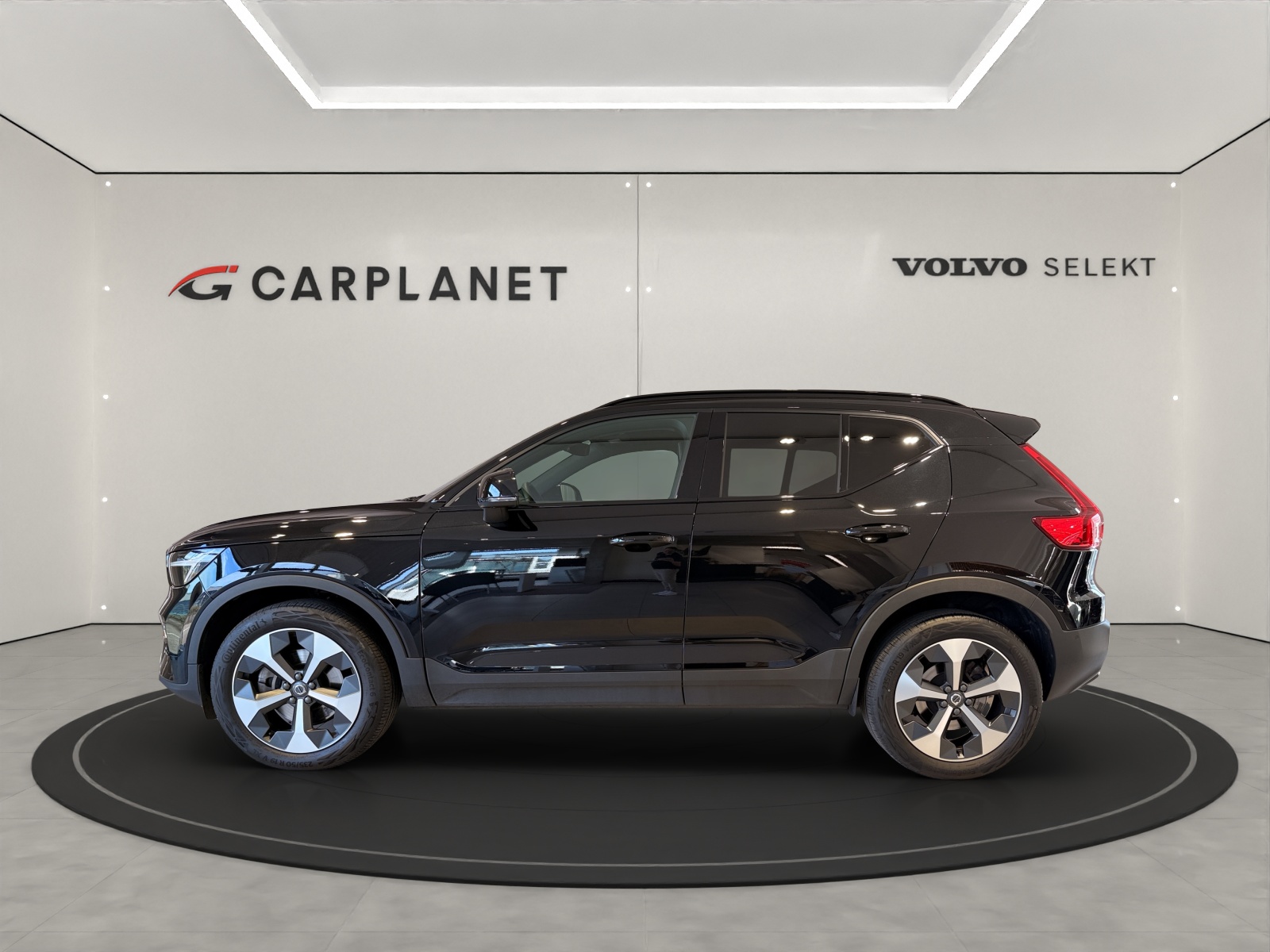 VOLVO XC40 2.0 B4 MH Ultimate Dark AWD-image-1