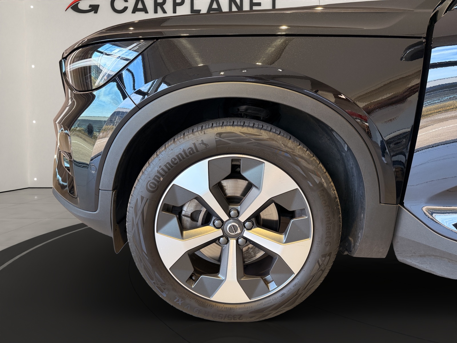 VOLVO XC40 2.0 B4 MH Ultimate Dark AWD-image-11