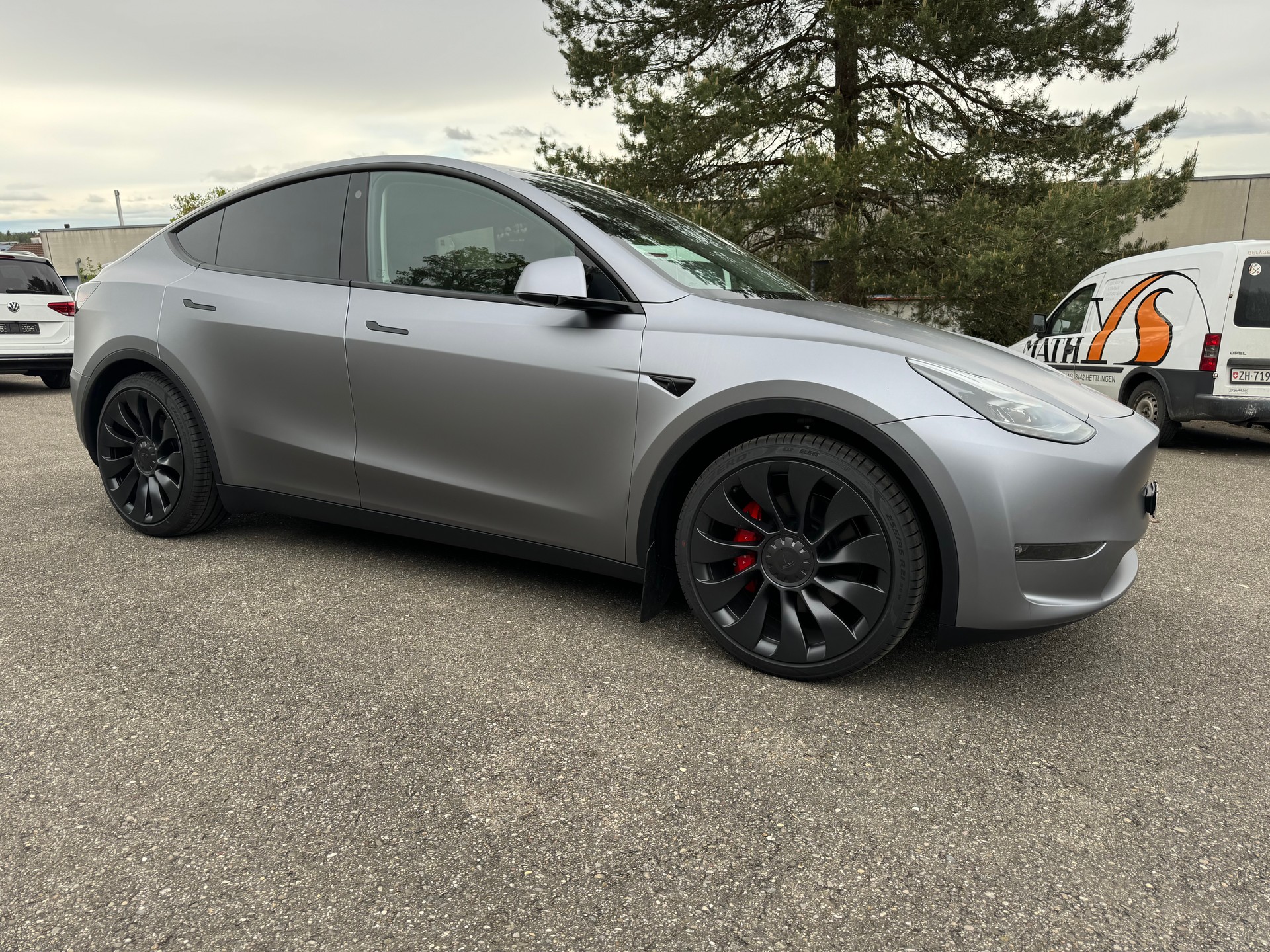 TESLA Performance D-image-0