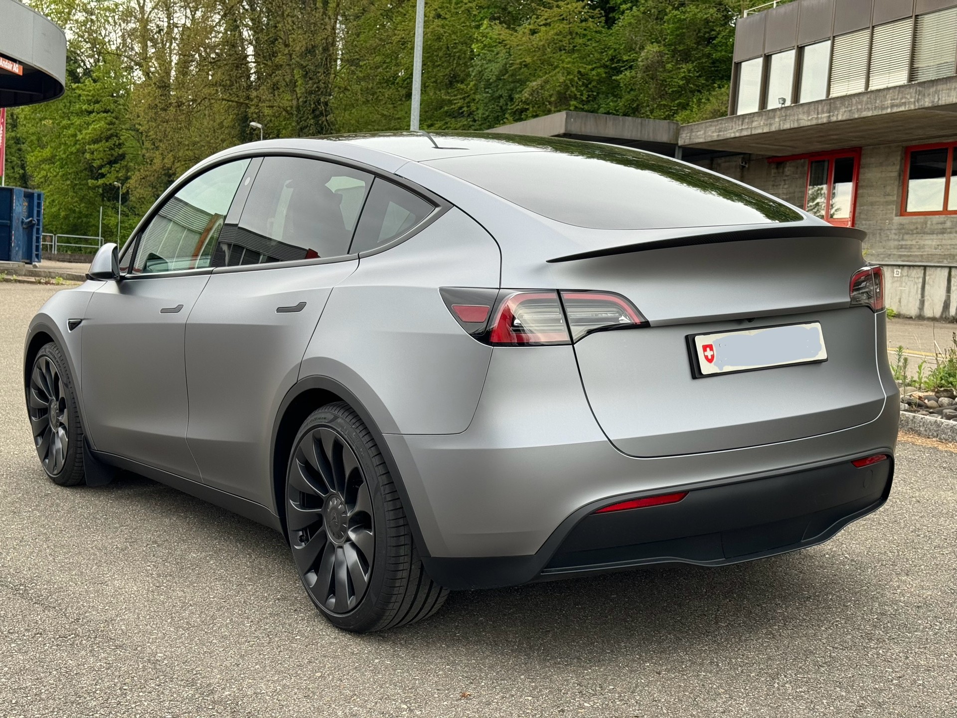TESLA Performance D-image-3