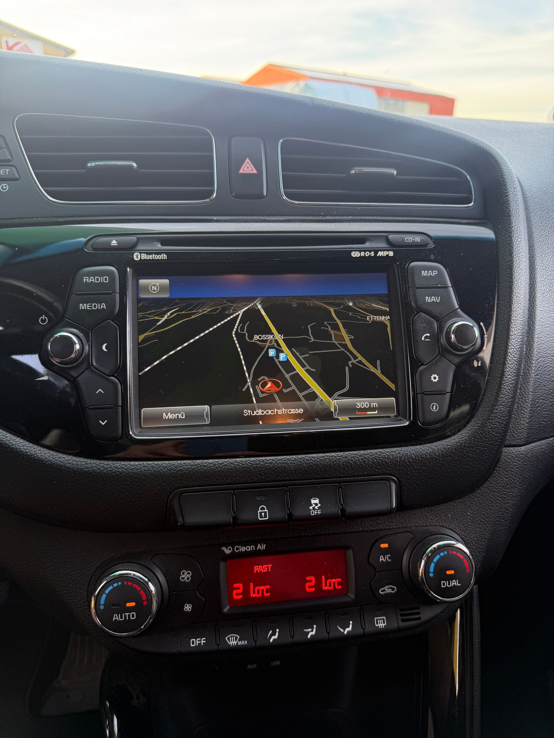KIA Cee'd Sportswagon 1.6 CRDi Trend-image-12