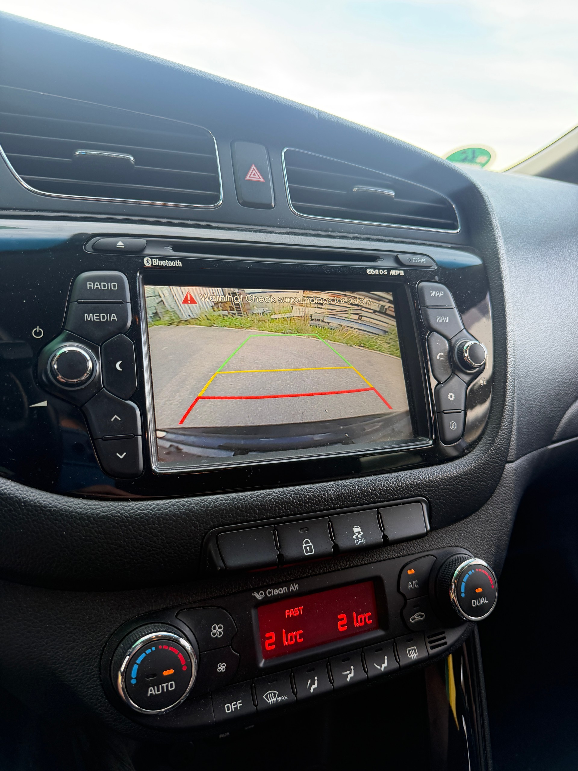 KIA Cee'd Sportswagon 1.6 CRDi Trend-image-10