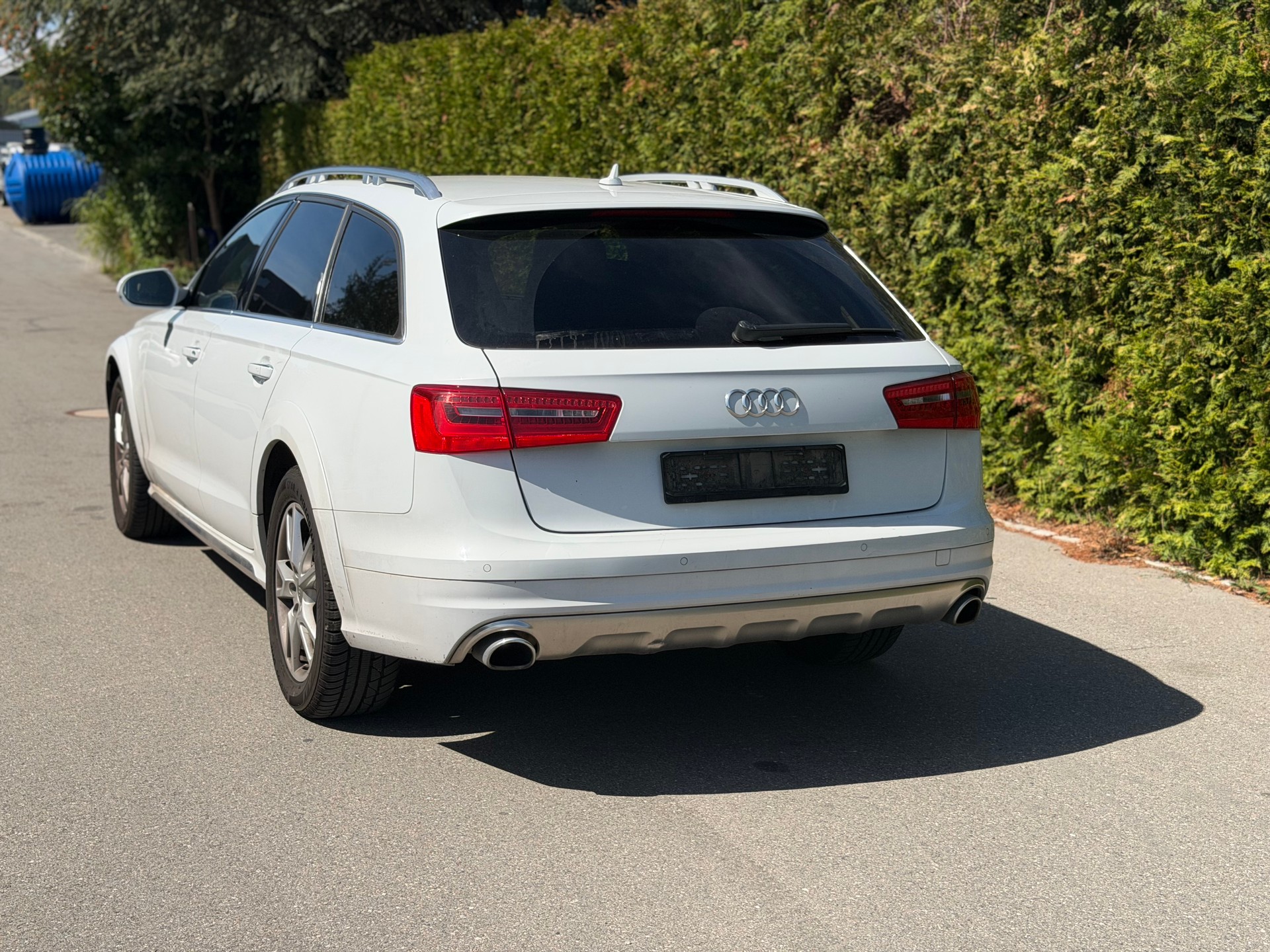 AUDI A6 allroad 3.0 TDI V6 quattro S-tronic-showroom-element-3