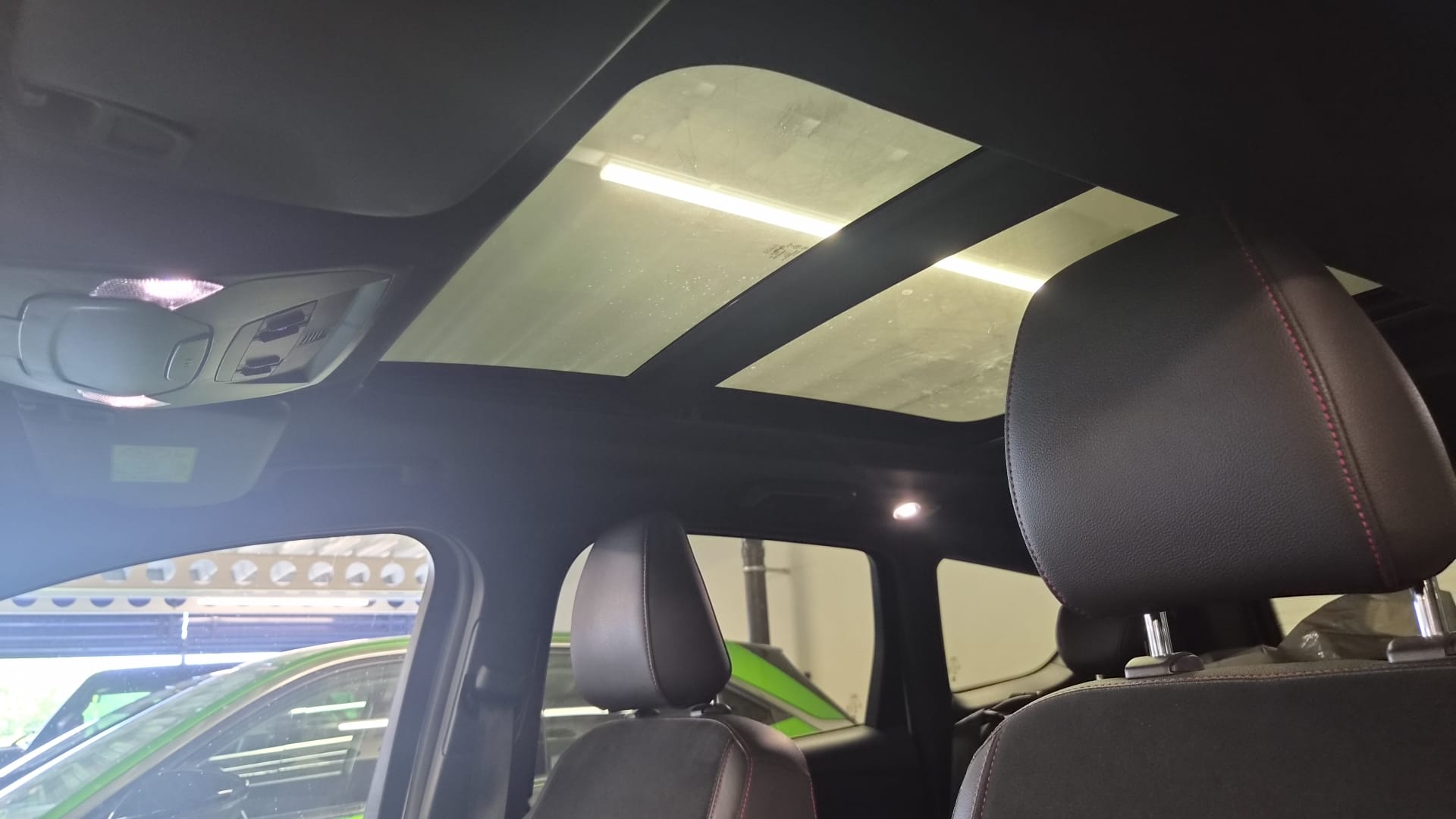 FORD Kuga 2.0 TDCi 180 ST-Line FPS 4WD PowerShift-image-6