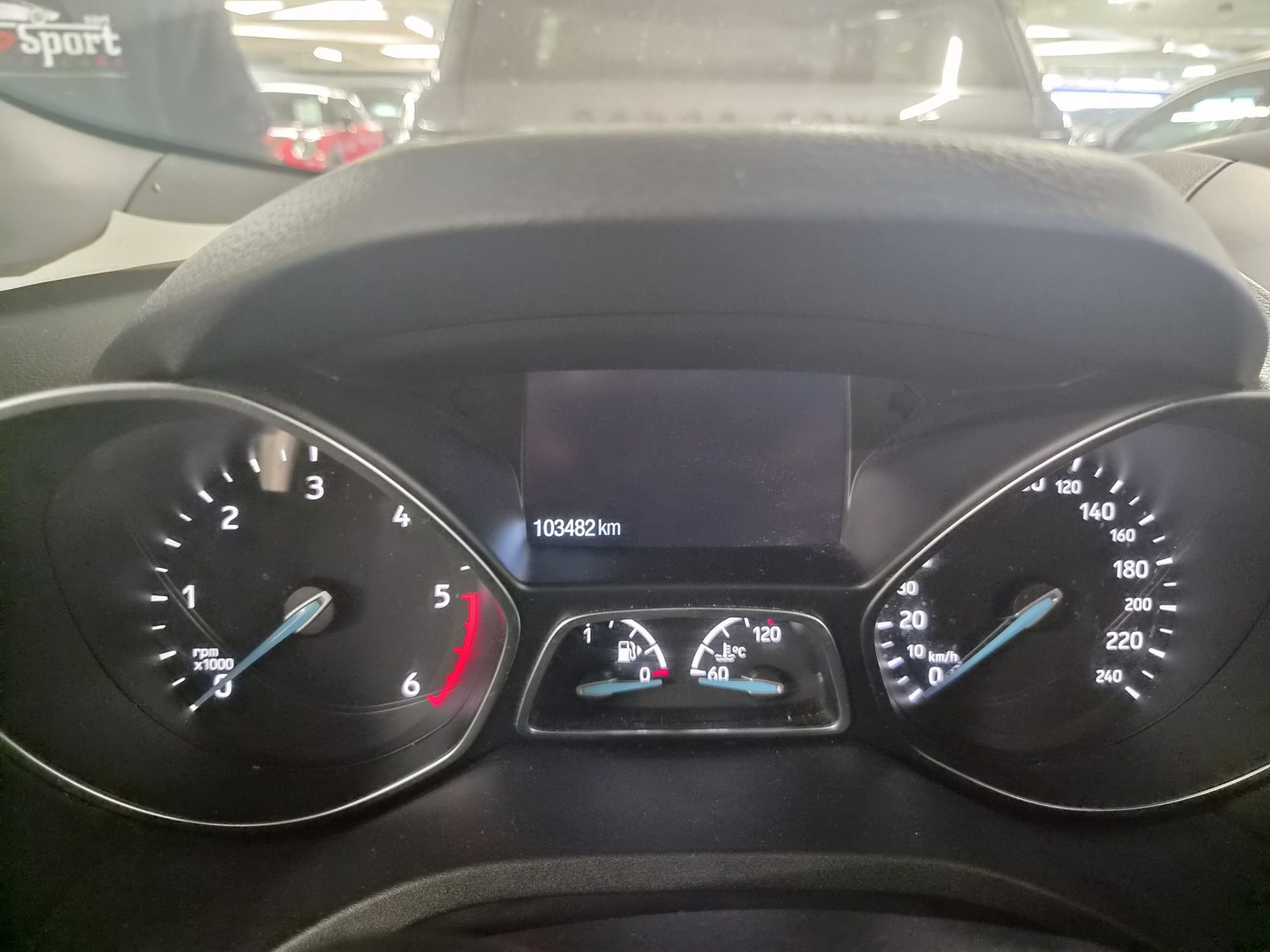 FORD Kuga 2.0 TDCi 180 ST-Line FPS 4WD PowerShift-image-7