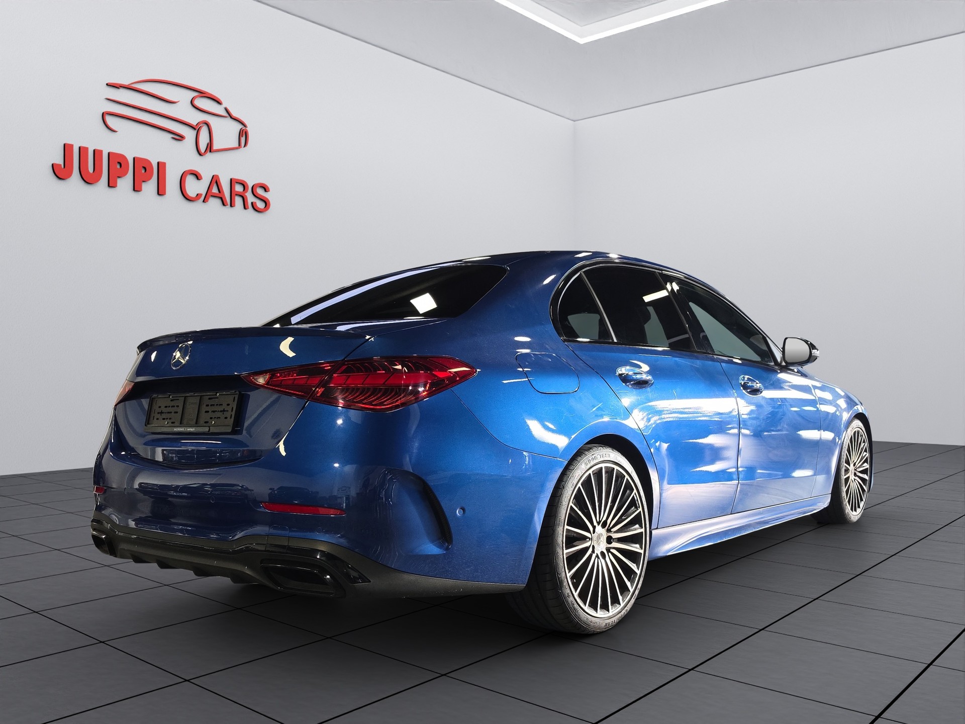 MERCEDES-BENZ C 300 4Matic AMG Line-image-4