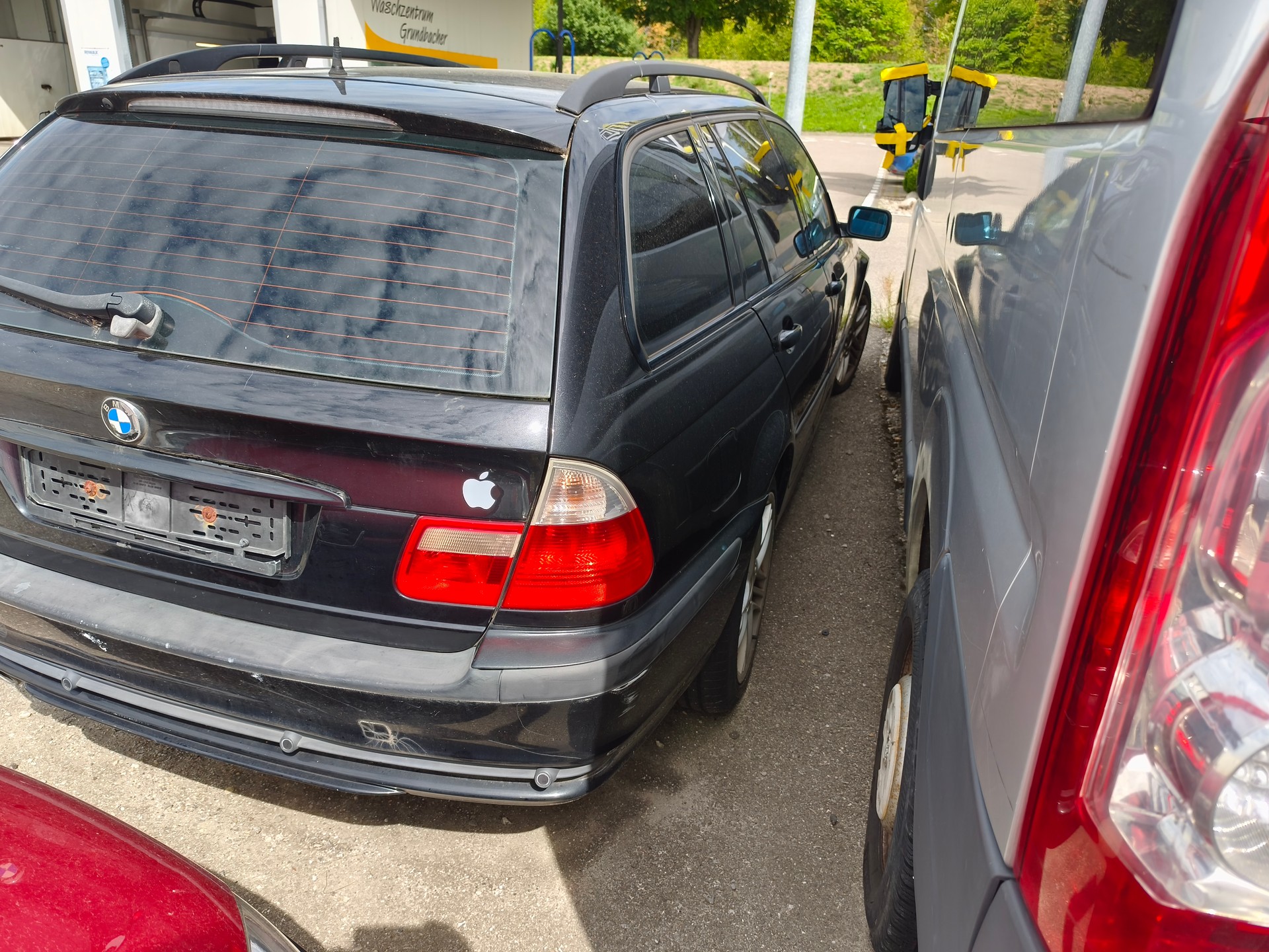 BMW 330xi Touring-image-3