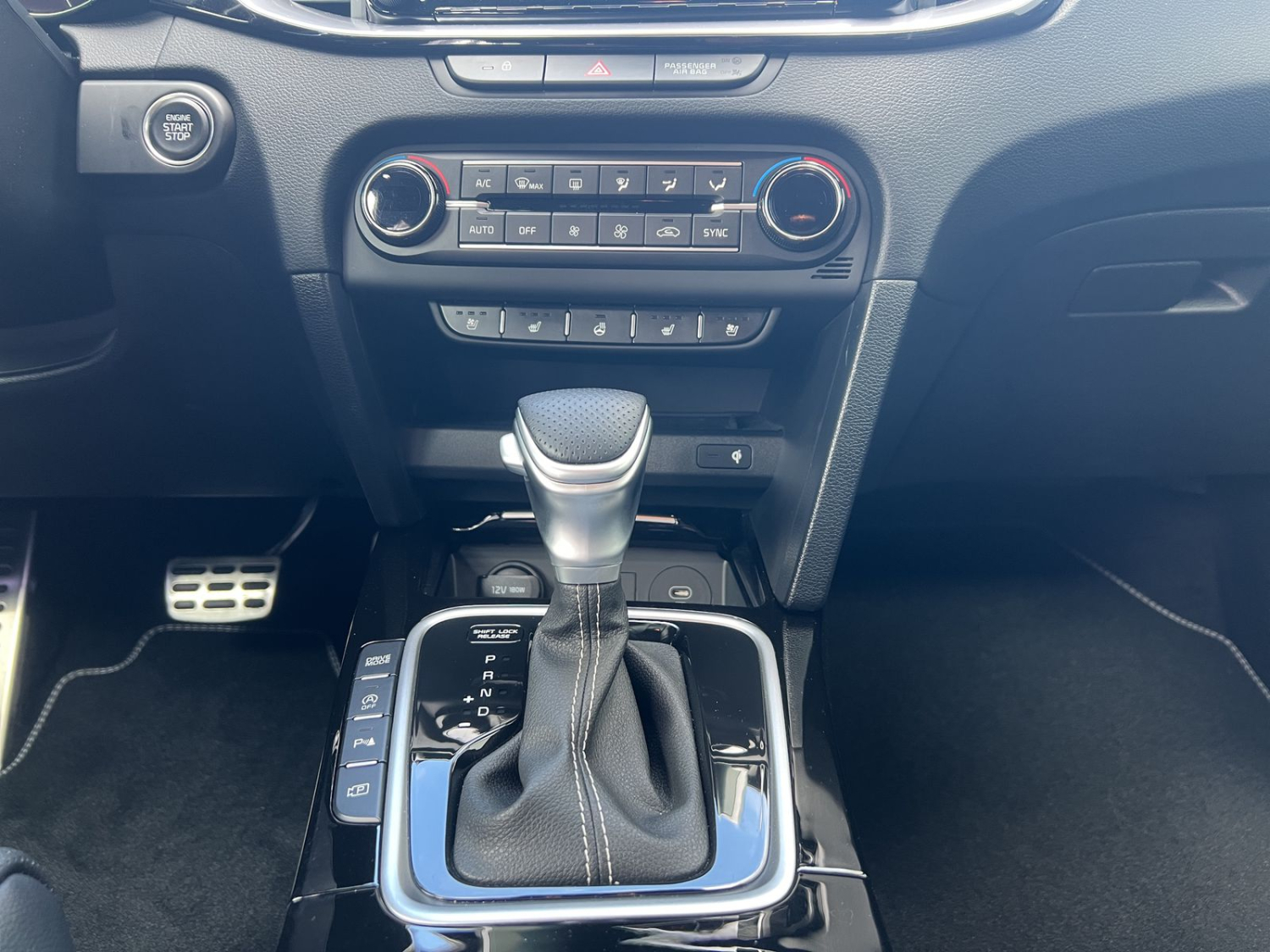 KIA Ceed SW 1.5 T-GDi MHEV GT-Line-image-10