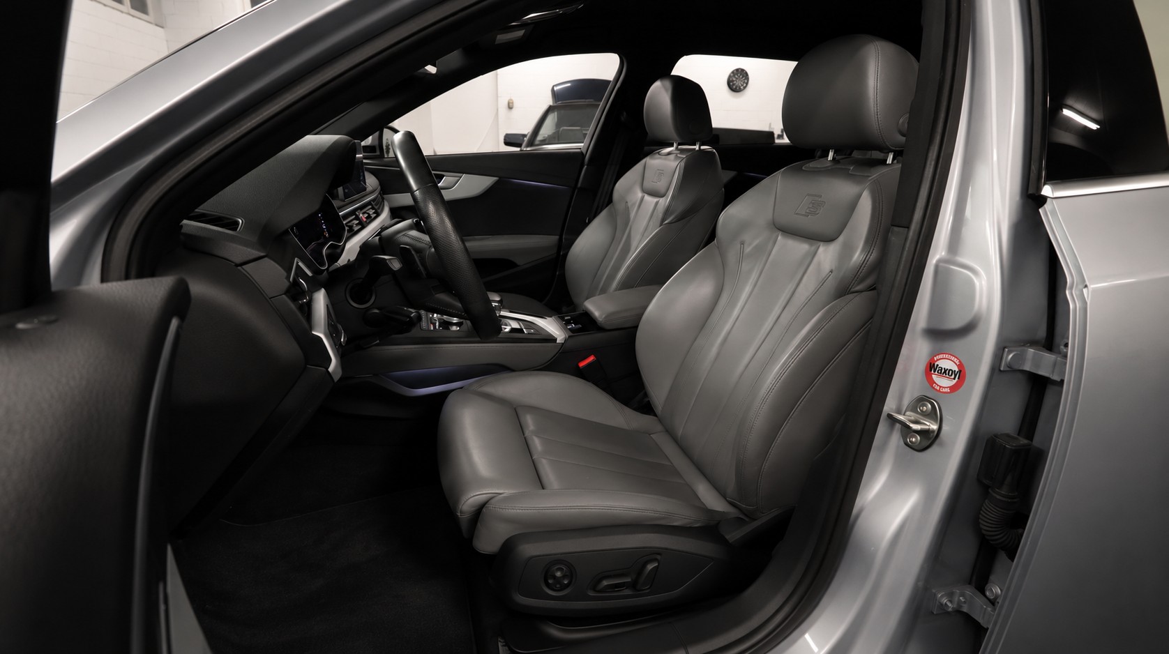AUDI A4 Avant 2.0 TFSI Sport quattro S-tronic-image-4
