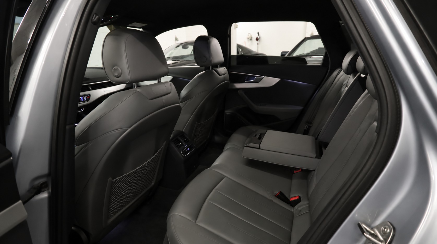 AUDI A4 Avant 2.0 TFSI Sport quattro S-tronic-image-15