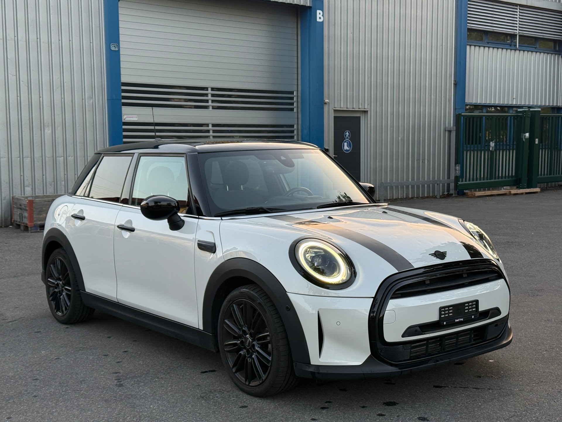 MINI Cooper Steptronic DKG-image-2