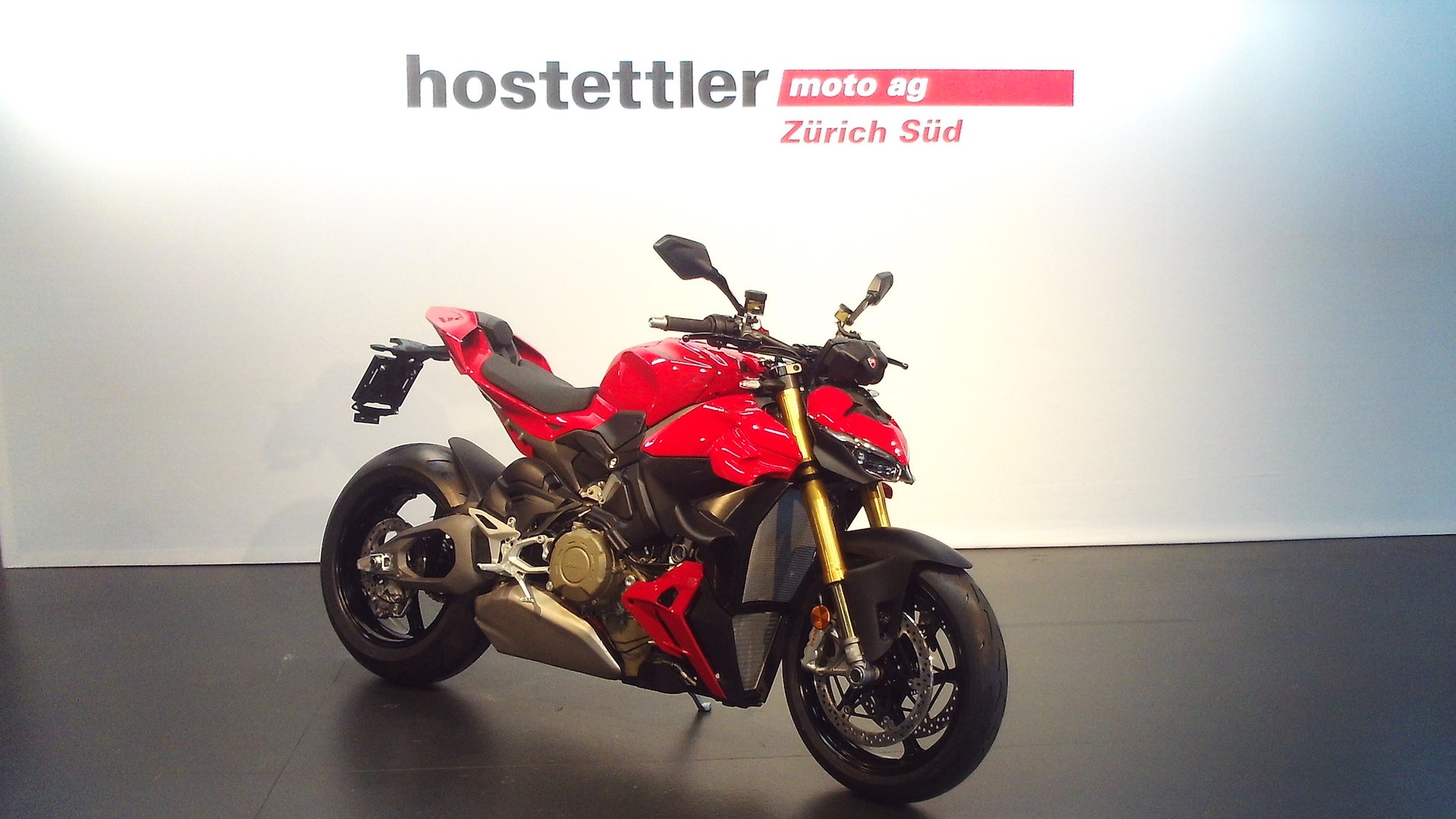 DUCATI Streetfighter V4 S