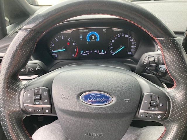 FORD Fiesta 1.0 SCTi ST Line-image-13