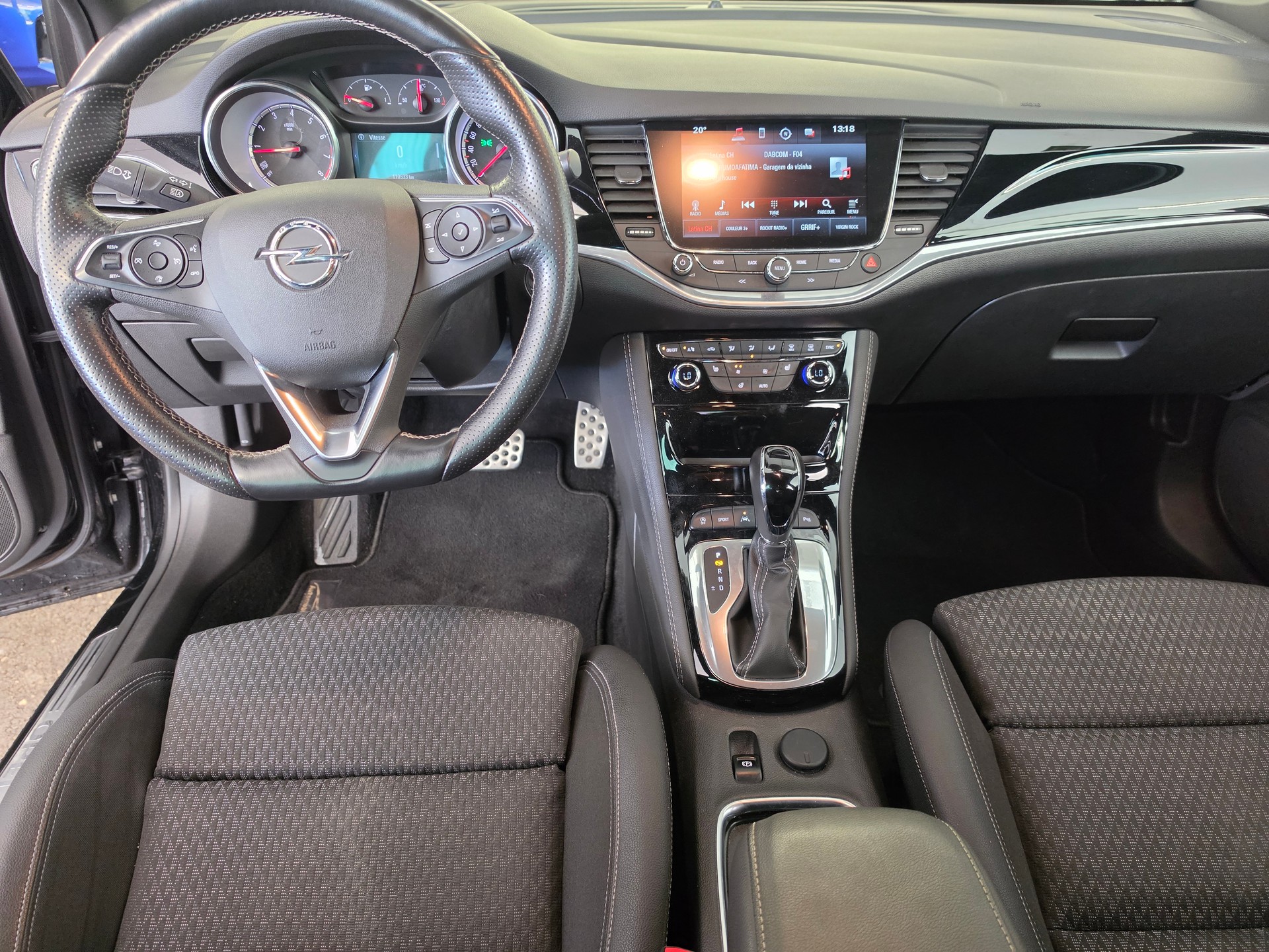 OPEL Astra 1.6i Turbo OPC Line Automatic-image-8
