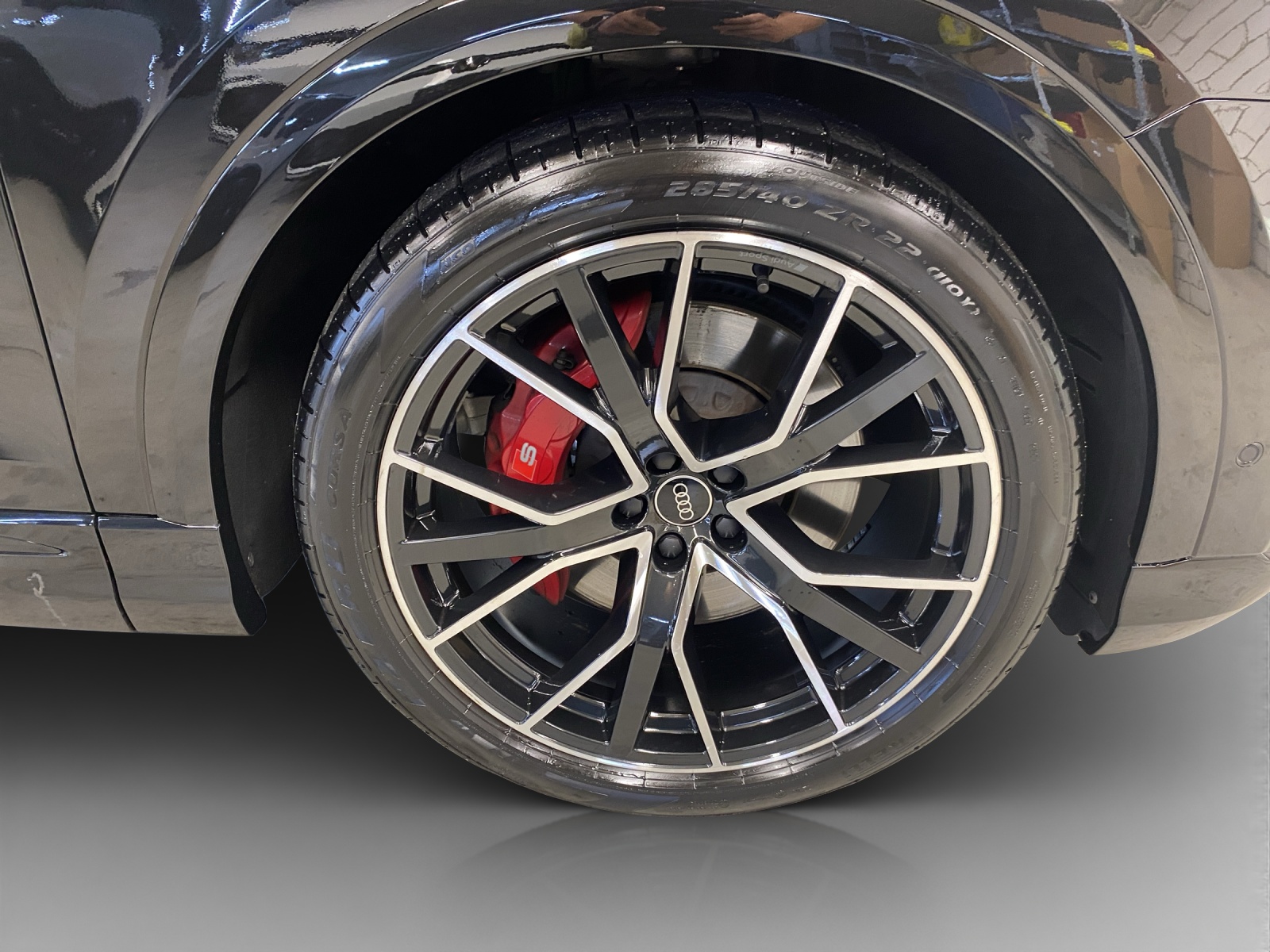 AUDI SQ8 TFSI quattro tiptronic-image-15