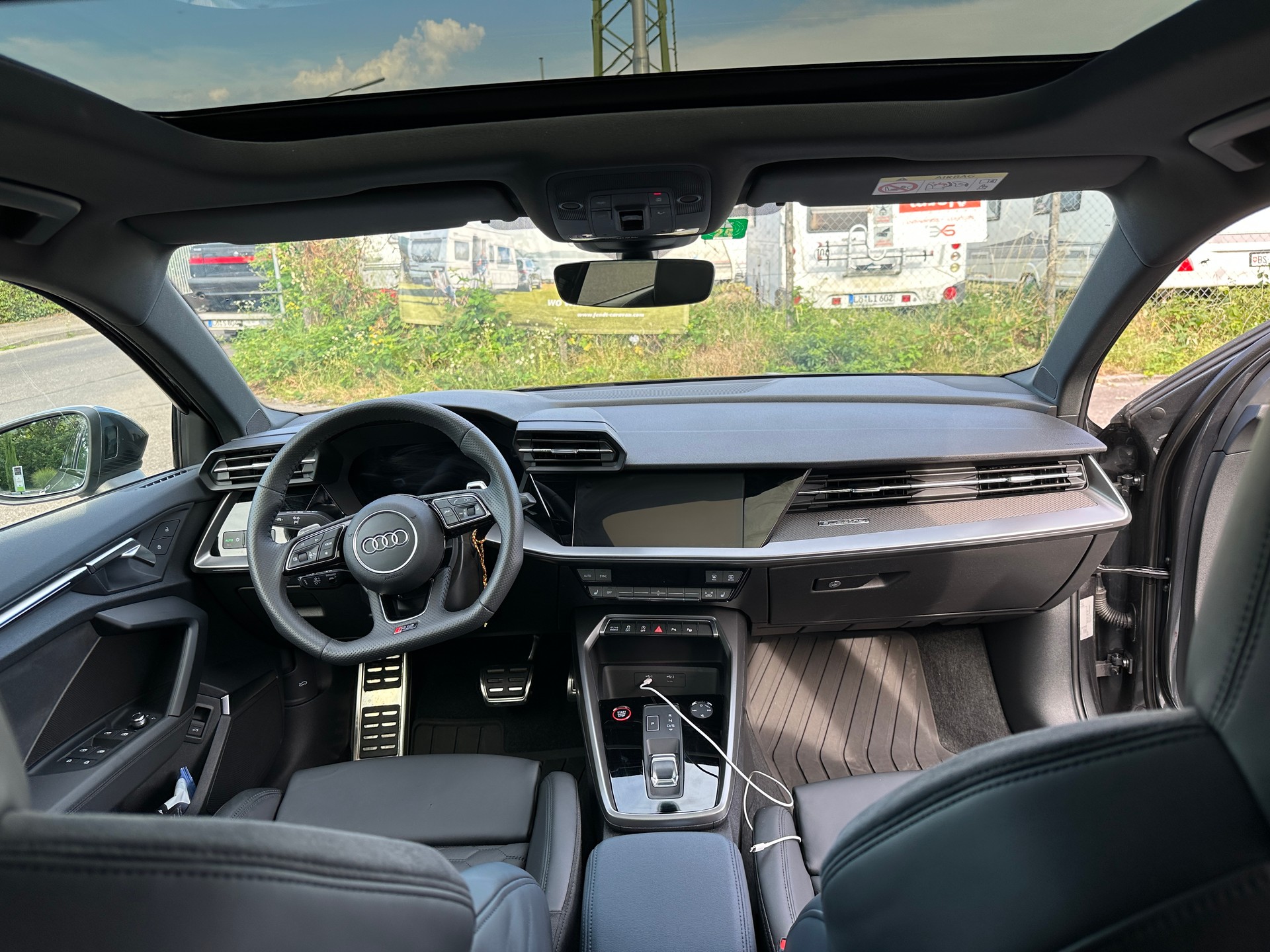 AUDI 2.5 TFSI quattro S-Tronic-image-3