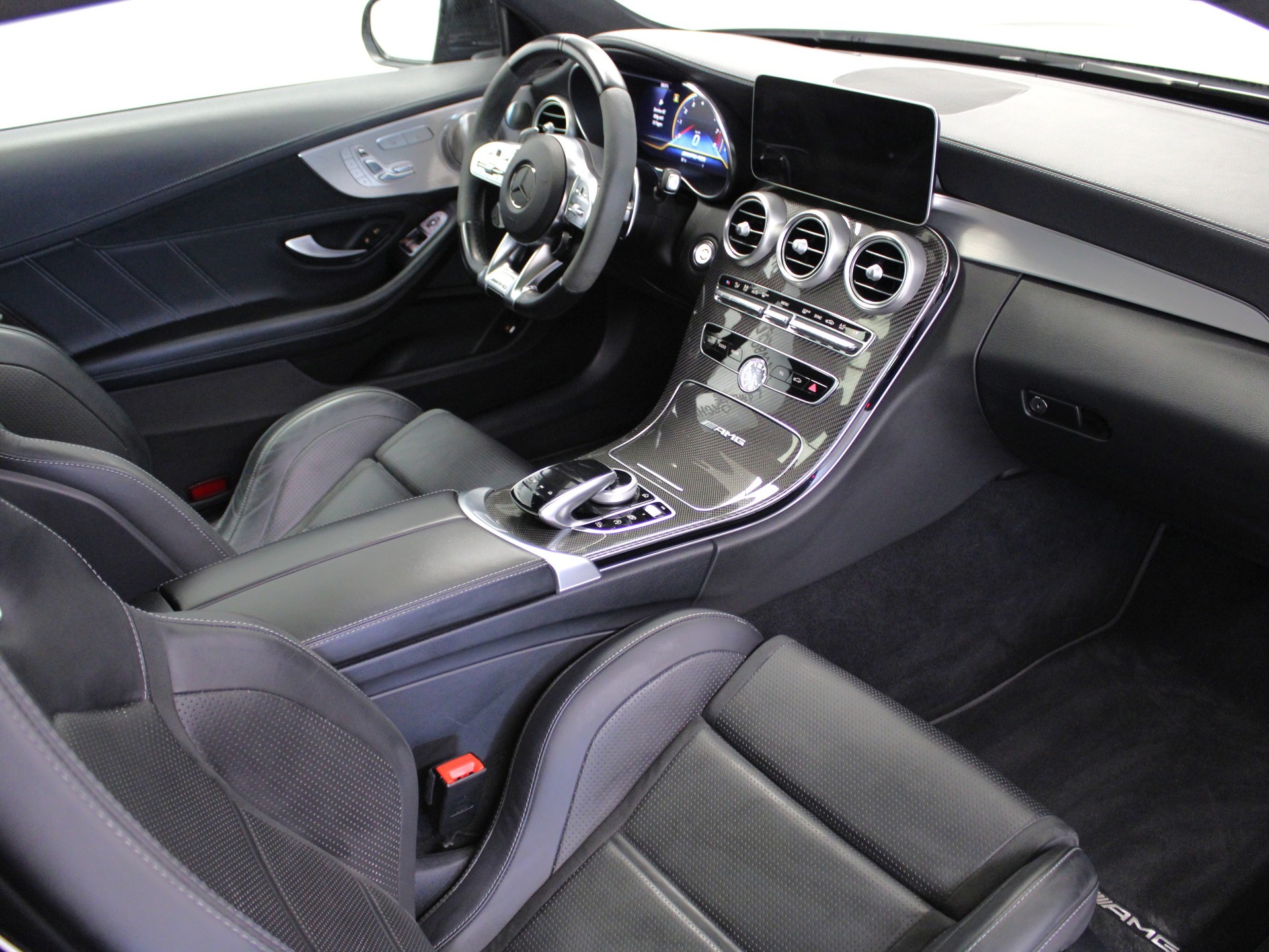 MERCEDES-BENZ C 63 S AMG 9G-tronic-image-8