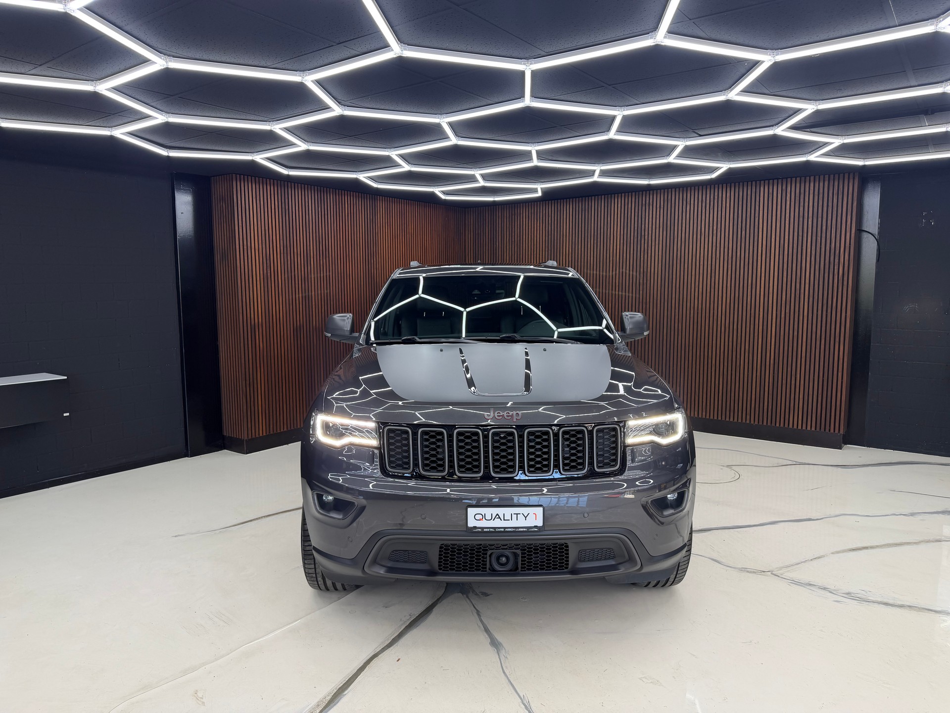 JEEP Grand Cherokee 3.0 CRD Trailhawk Automatic-image-1