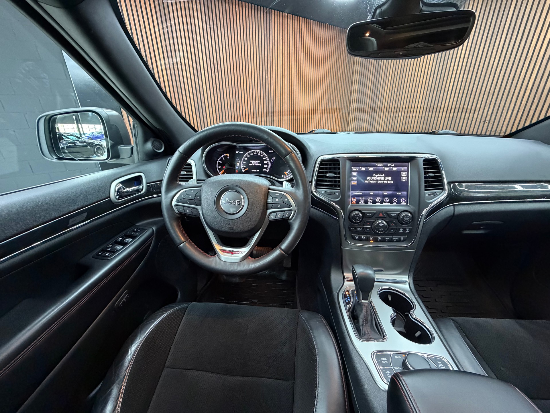 JEEP Grand Cherokee 3.0 CRD Trailhawk Automatic-image-13