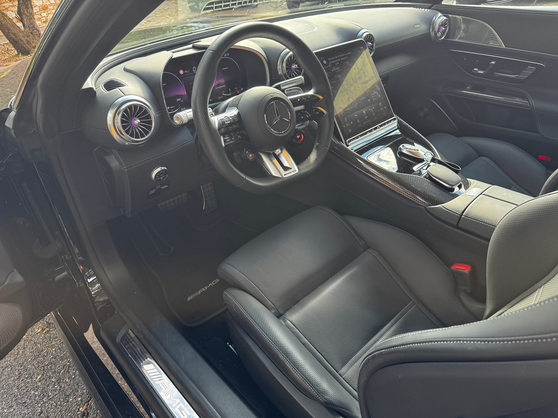 MERCEDES-BENZ AMG GT 63 4Matic+ Executive Edition-image-5