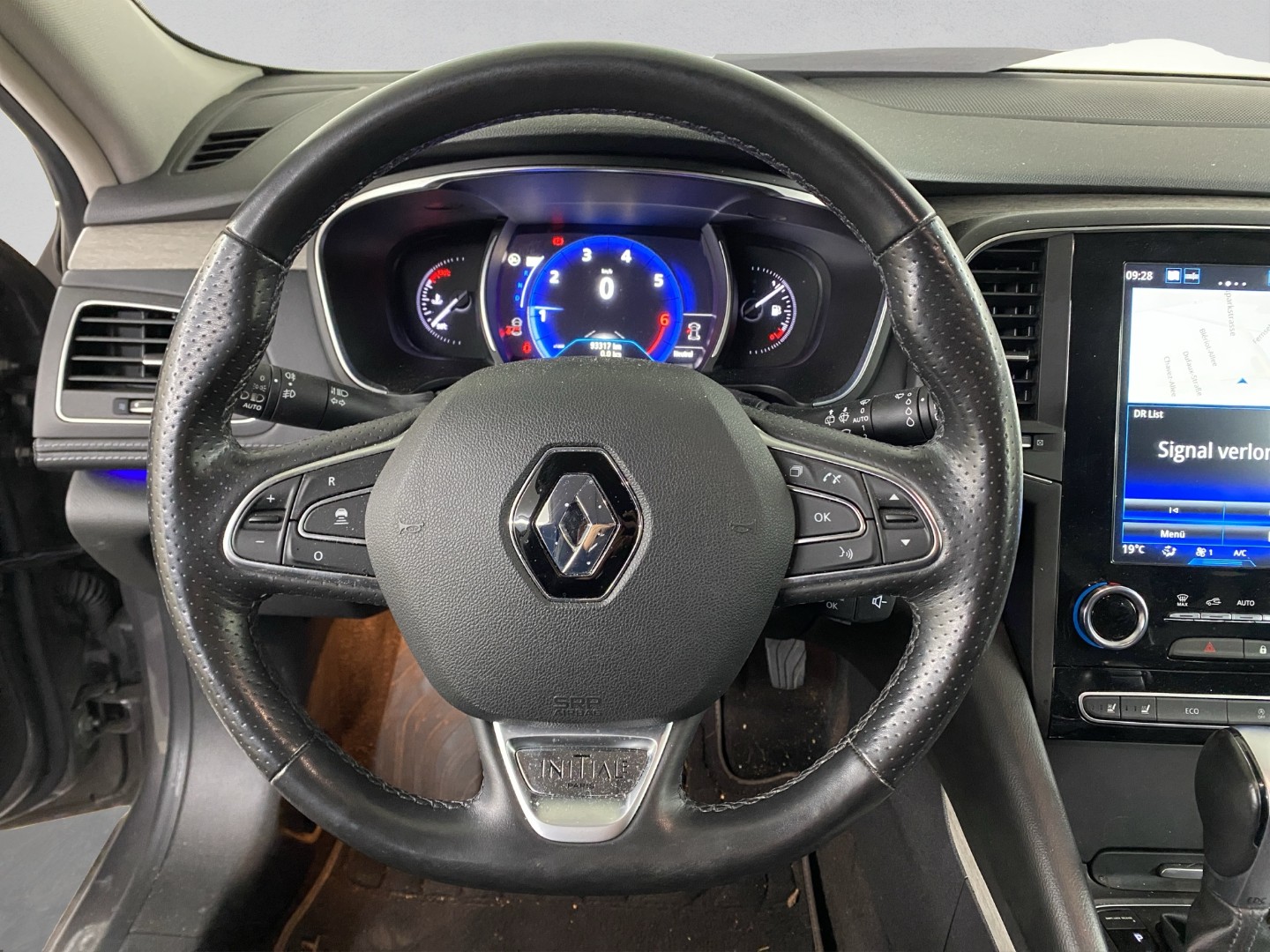 RENAULT Talisman Grandtour 1.8 TCe Initiale EDC-image-15