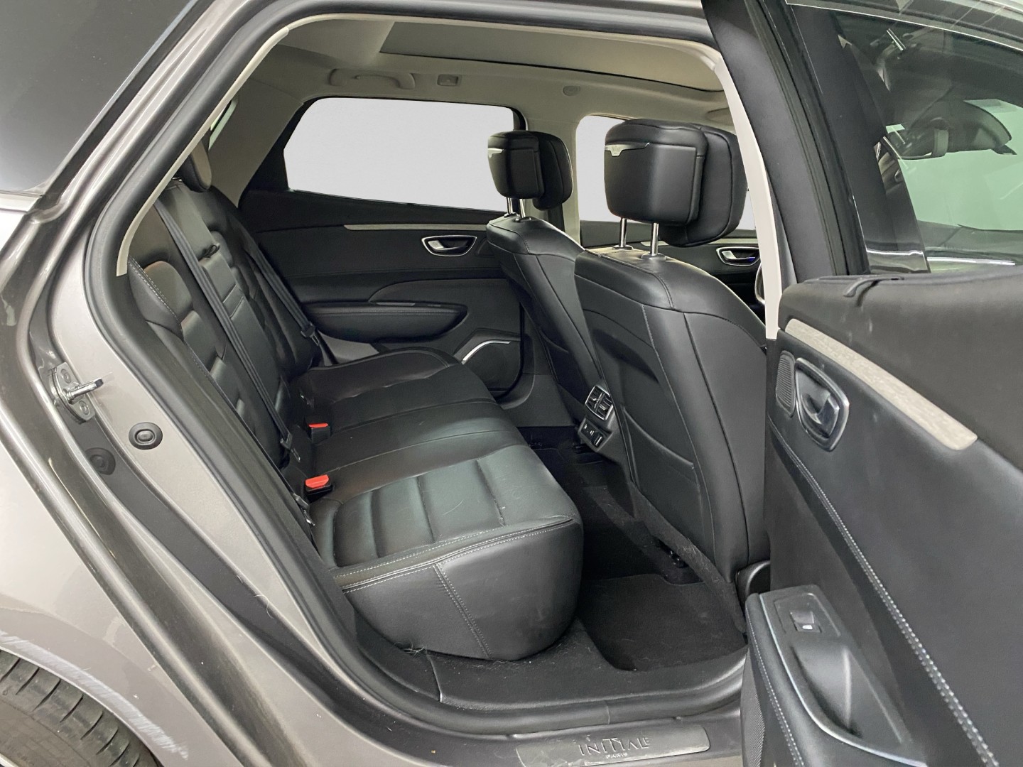 RENAULT Talisman Grandtour 1.8 TCe Initiale EDC-image-12