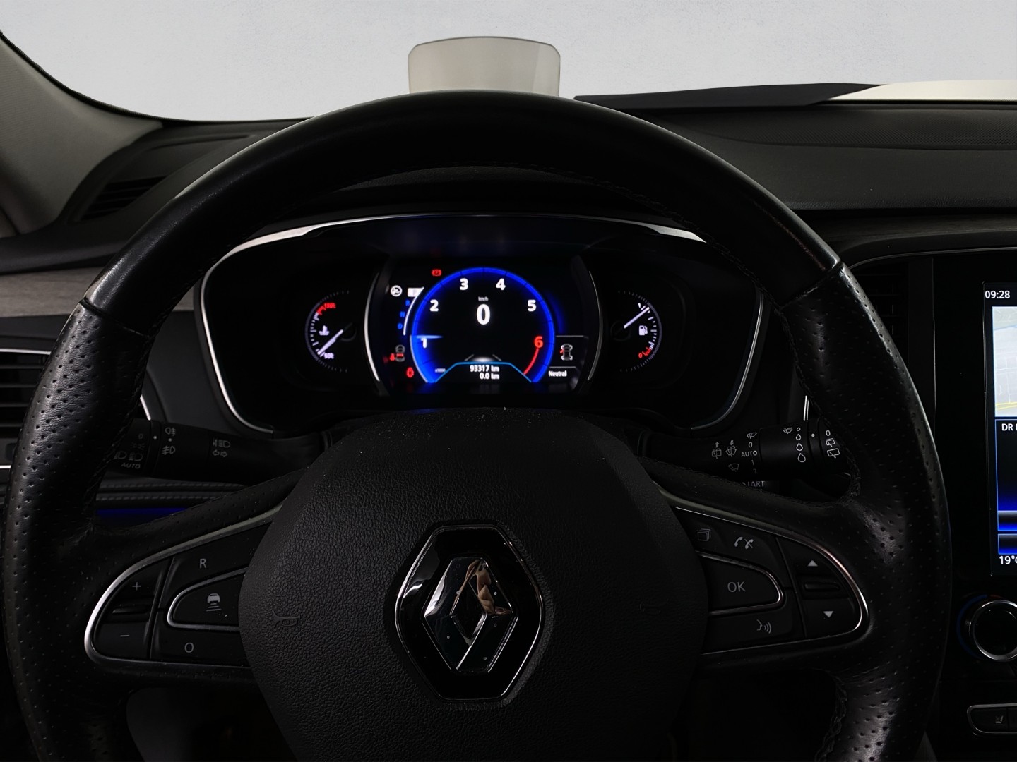 RENAULT Talisman Grandtour 1.8 TCe Initiale EDC-image-9