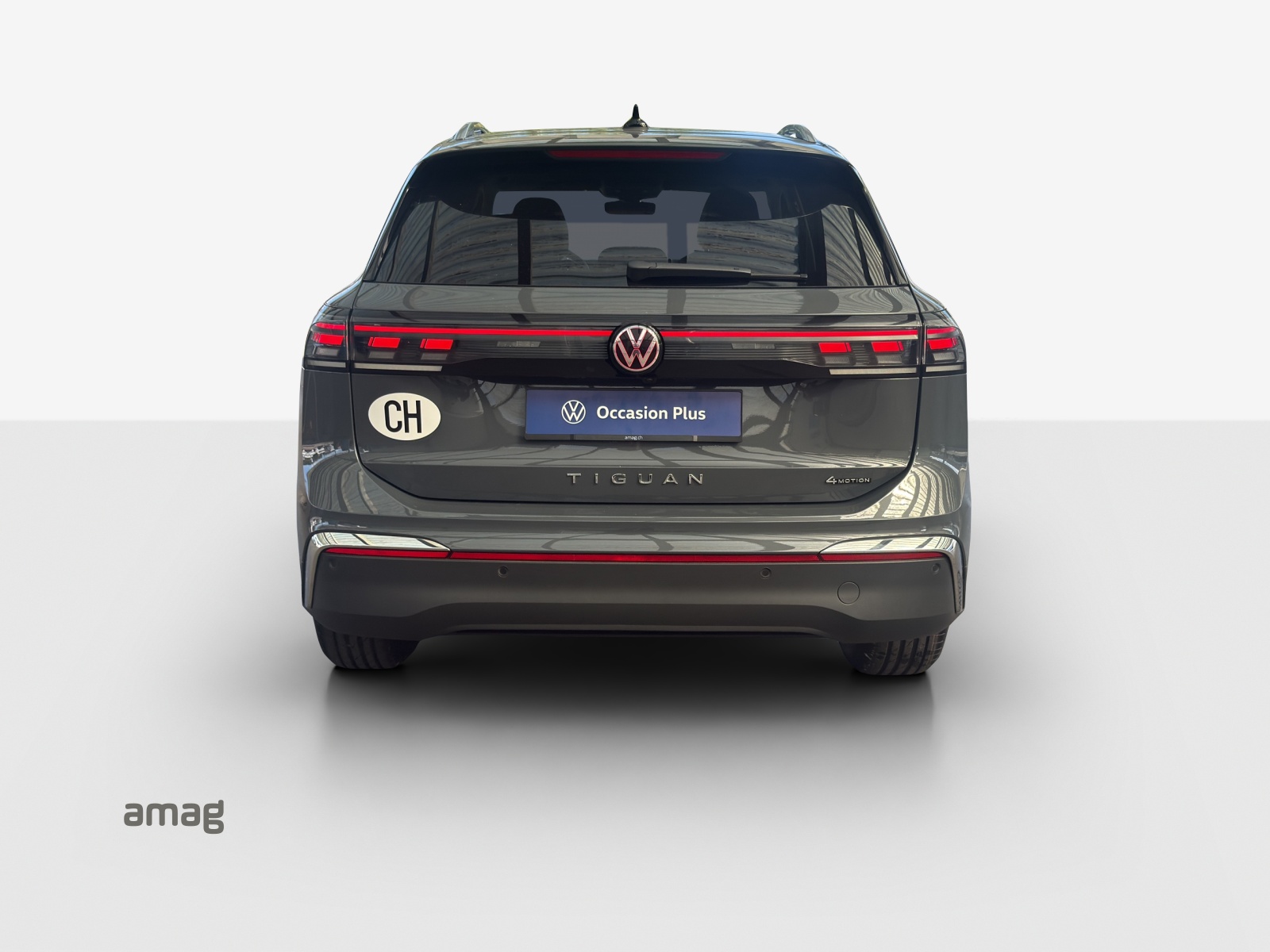 VW Tiguan 2.0 TSI DSG Elegance 4Motion-image-3