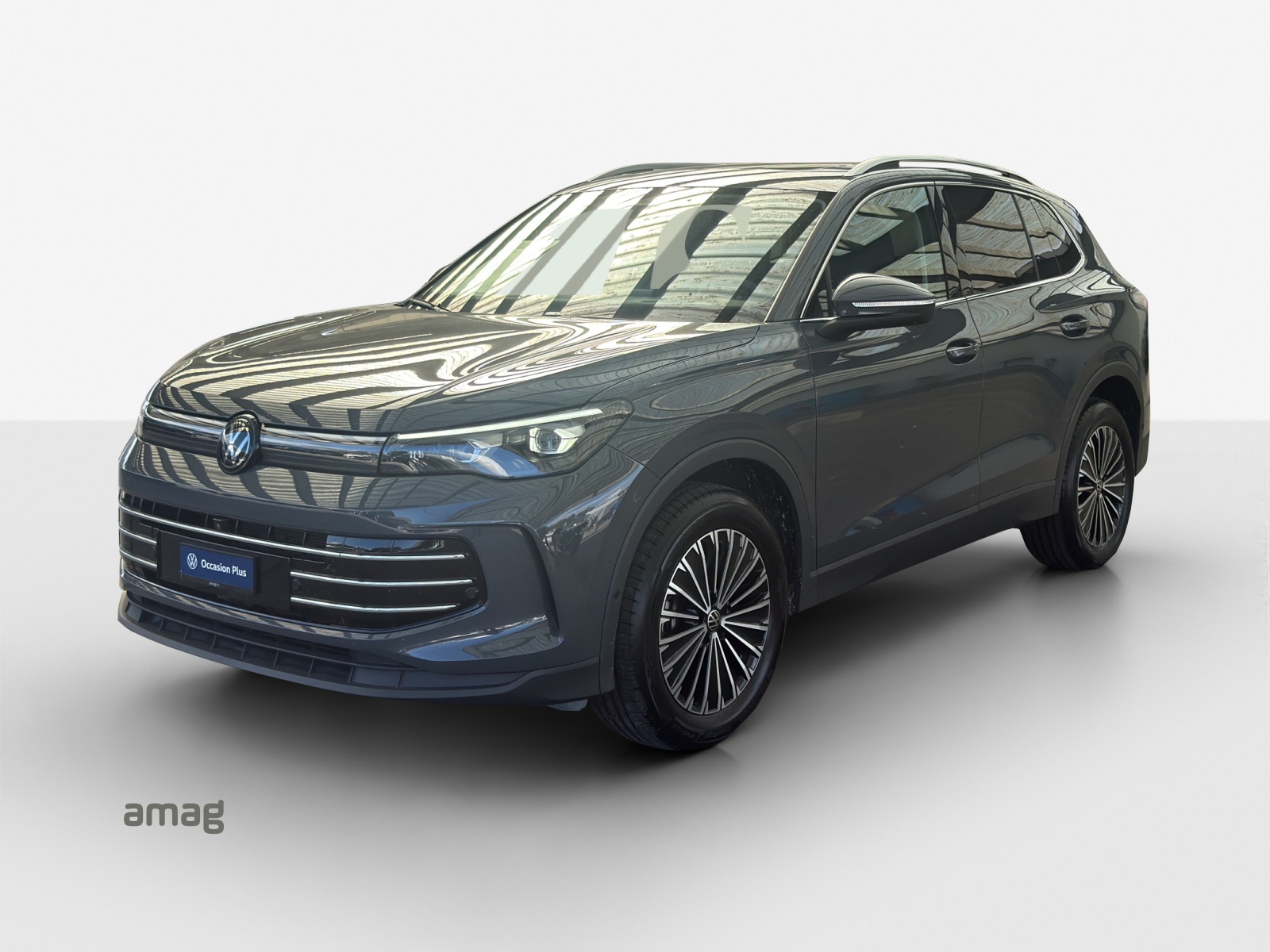 VW Tiguan 2.0 TSI DSG Elegance 4Motion-image-0