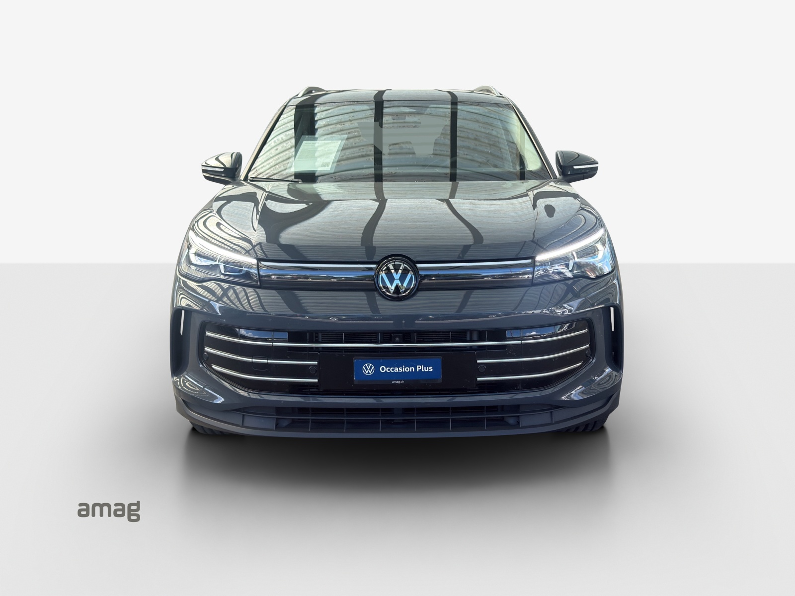 VW Tiguan 2.0 TSI DSG Elegance 4Motion-image-6