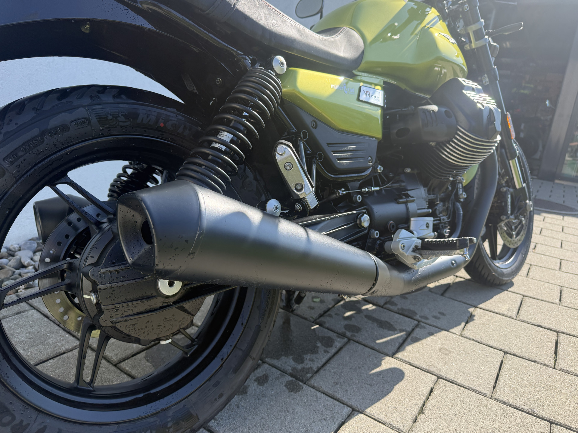 MOTO GUZZI V7 850 Sport-image-4