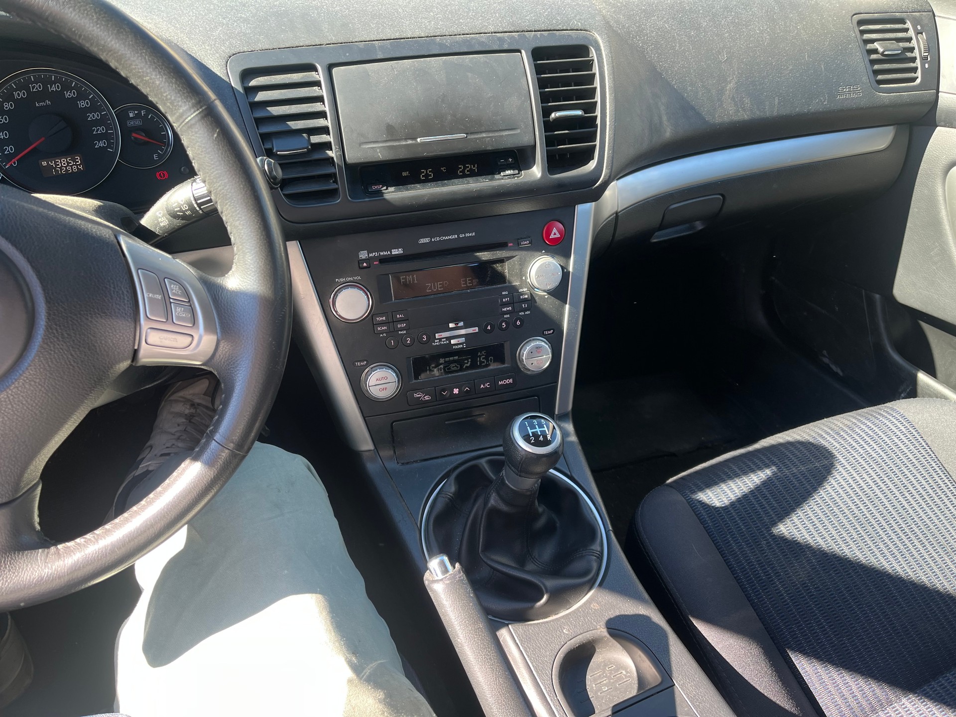SUBARU Legacy 2.0D AWD Swiss-image-6