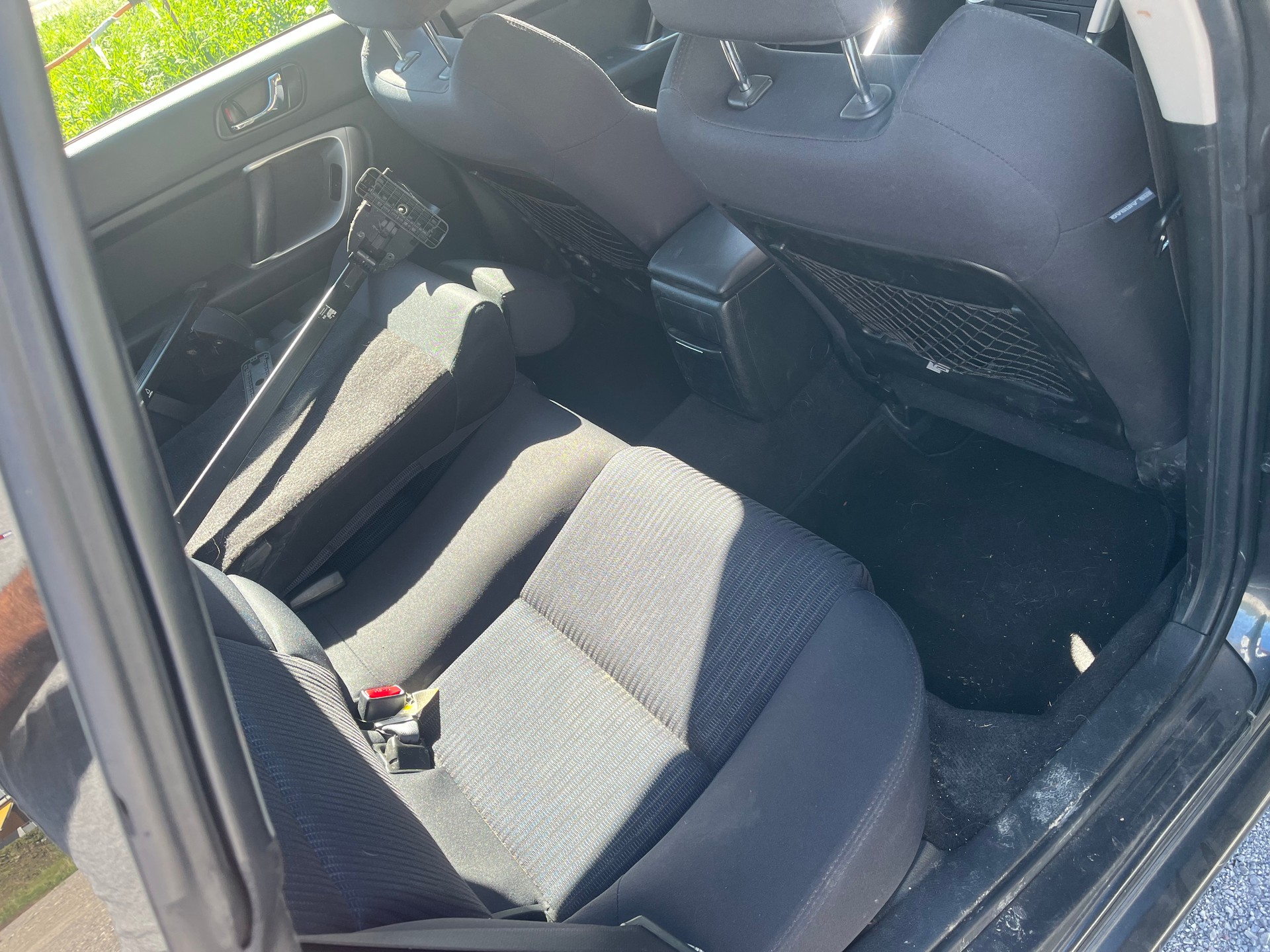 SUBARU Legacy 2.0D AWD Swiss-image-9