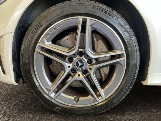 MERCEDES-BENZ C 300 e AMG Line 4Matic-image-7